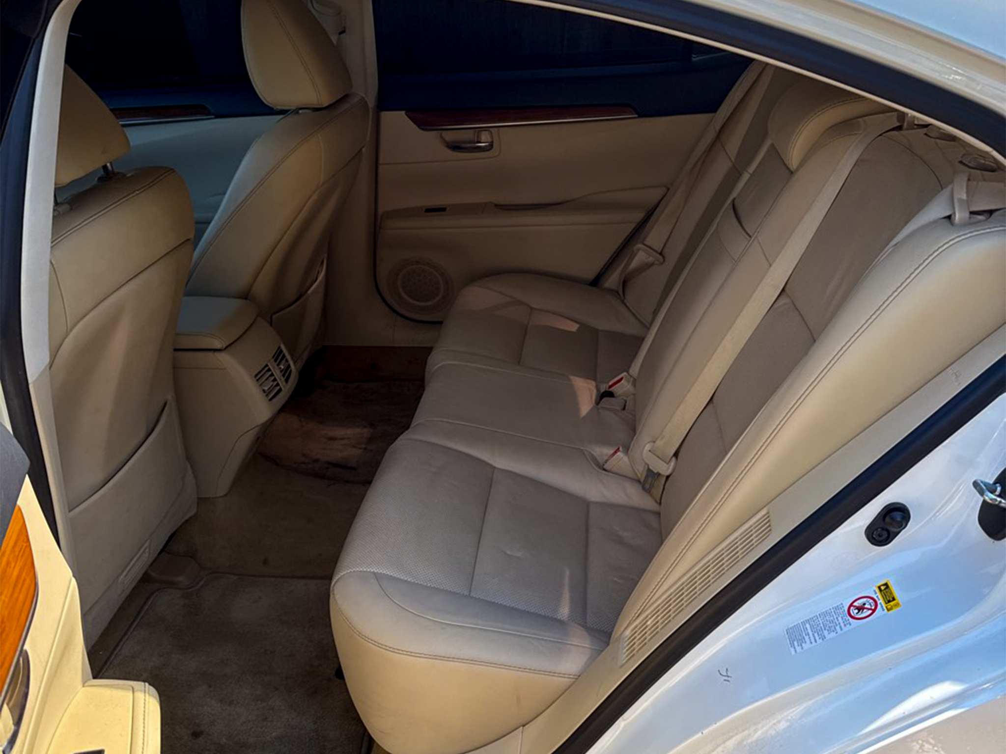 Lexus ES 300h 4dr Sdn Hybrid 2013