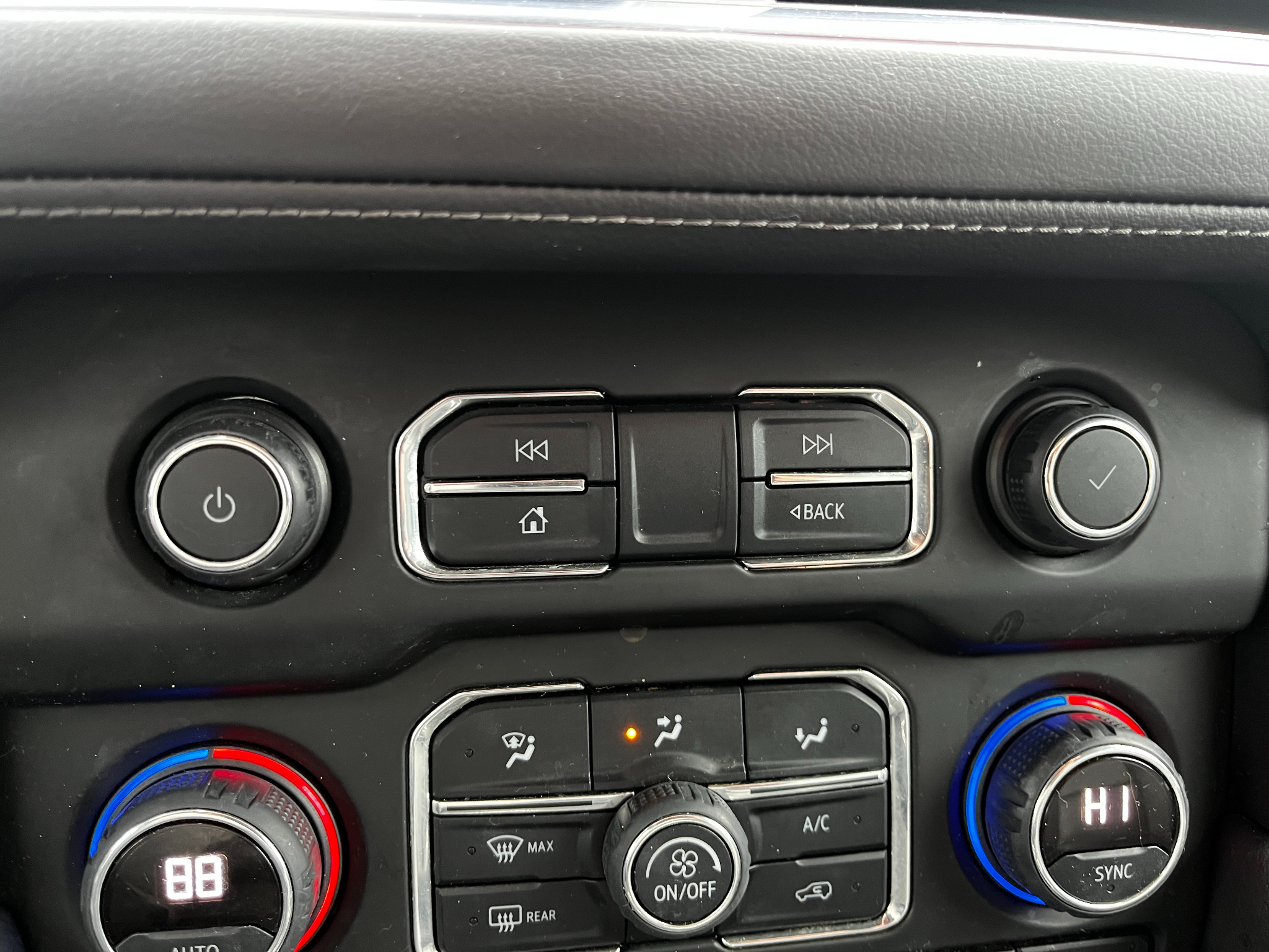 Chevrolet Tahoe 4WD 4dr Z71 2022