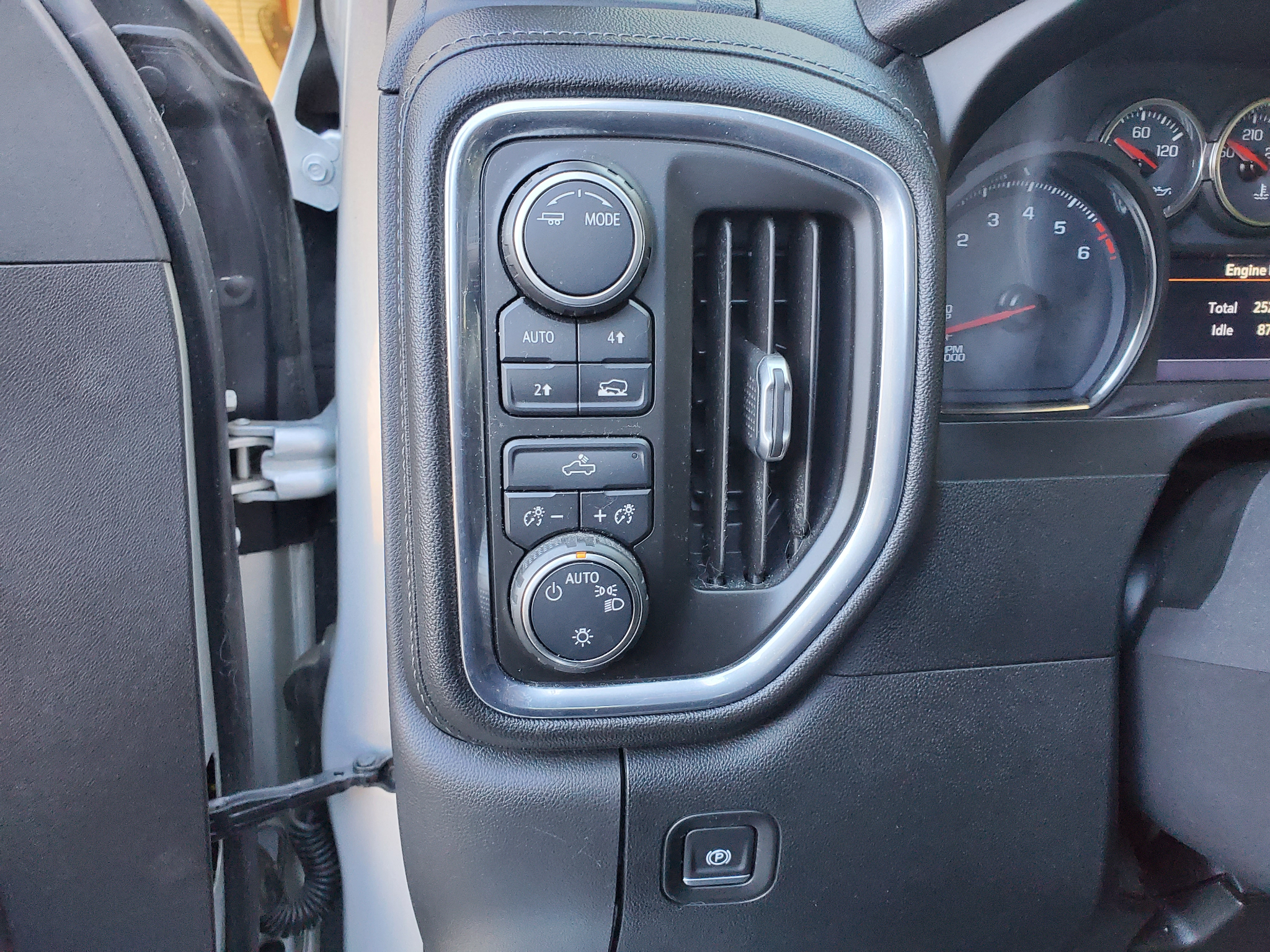 Chevrolet Silverado 1500  2020