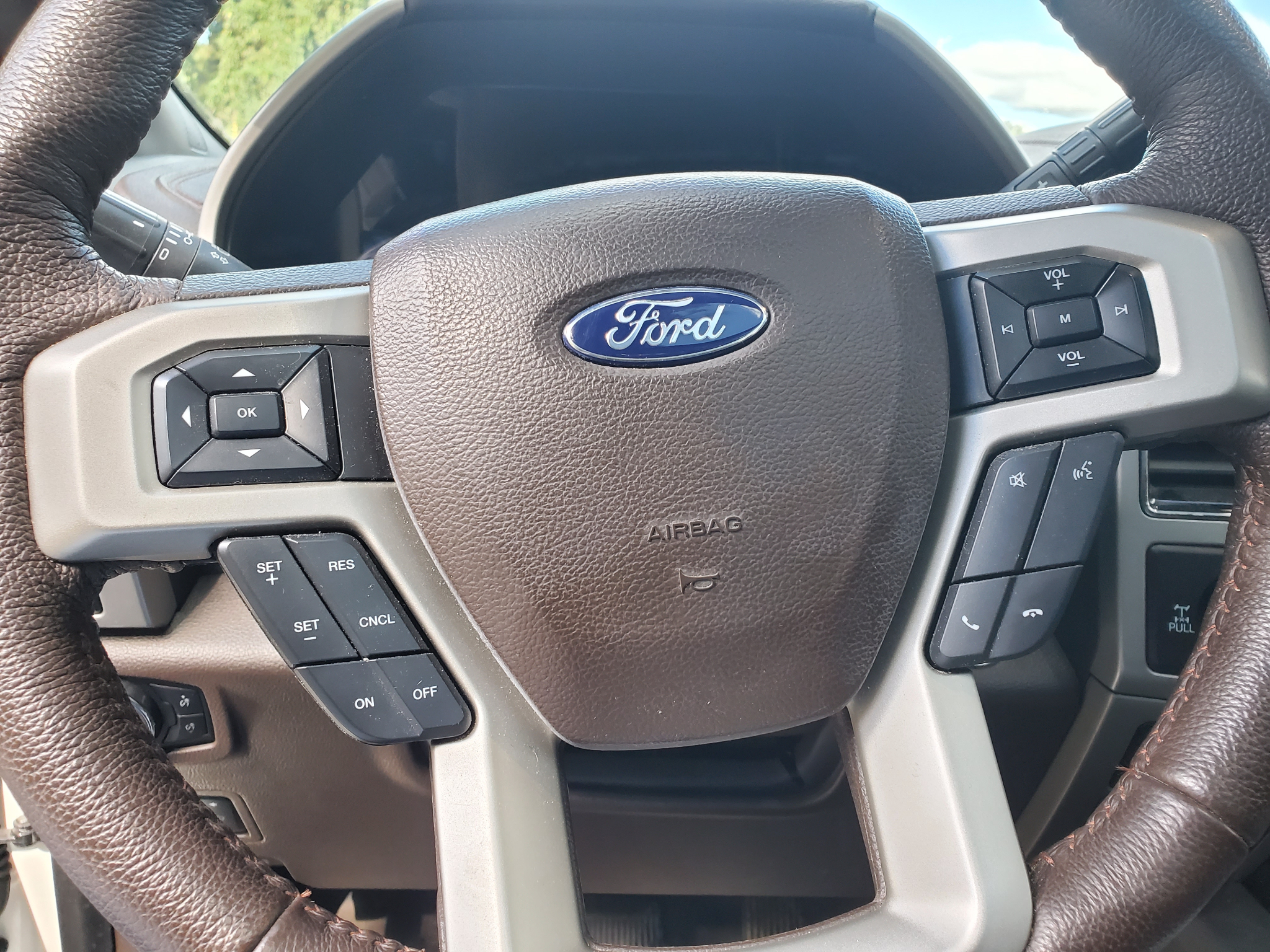 Ford Super Duty F-250 SRW  2022