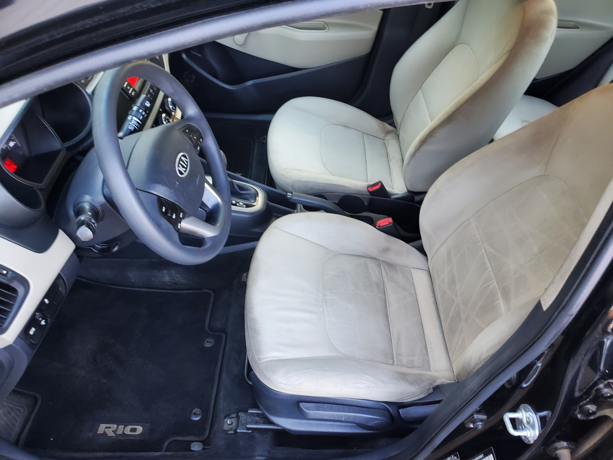 Kia Rio 5dr HB Auto LX 2013