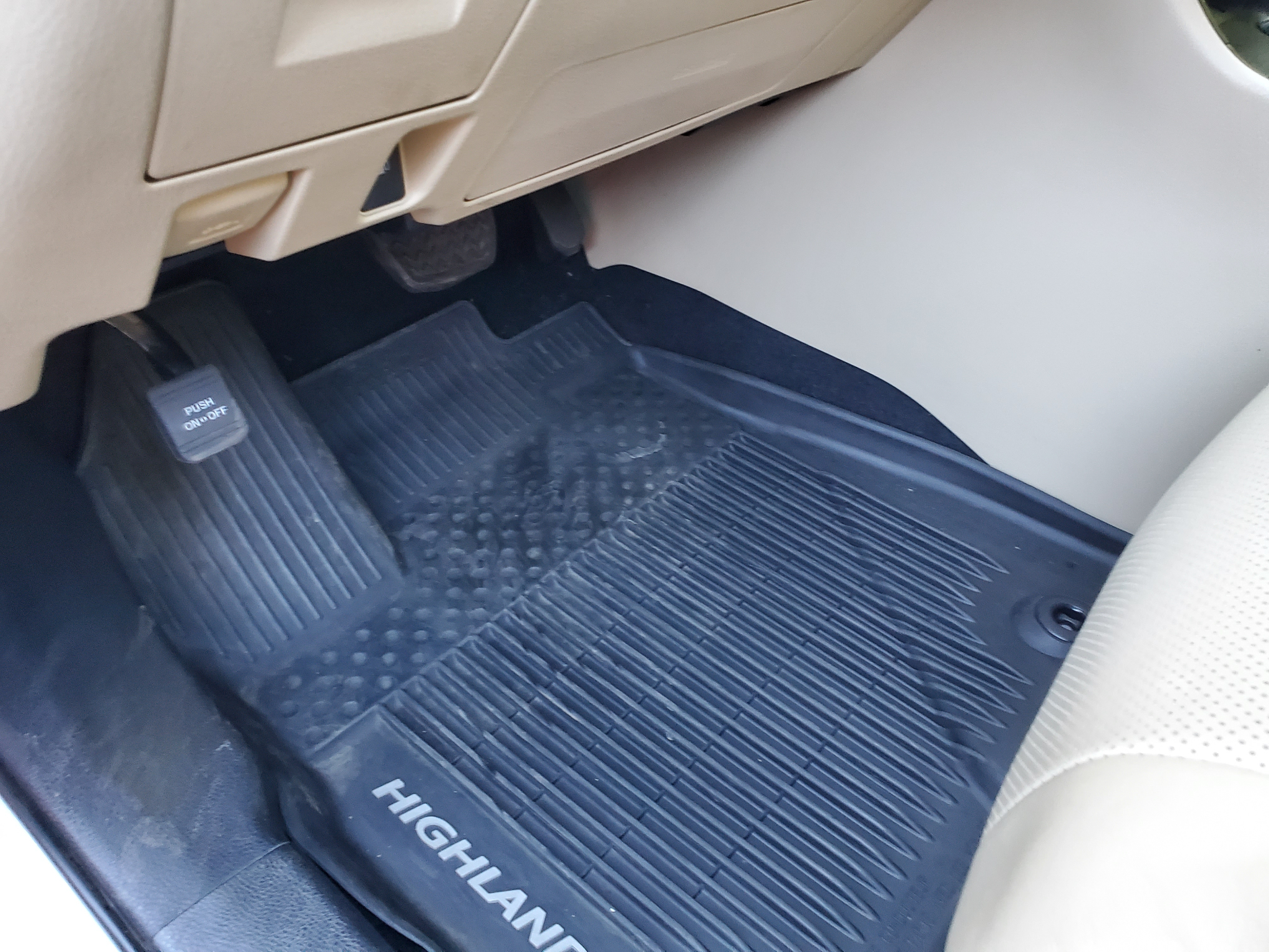 Toyota Highlander  2019