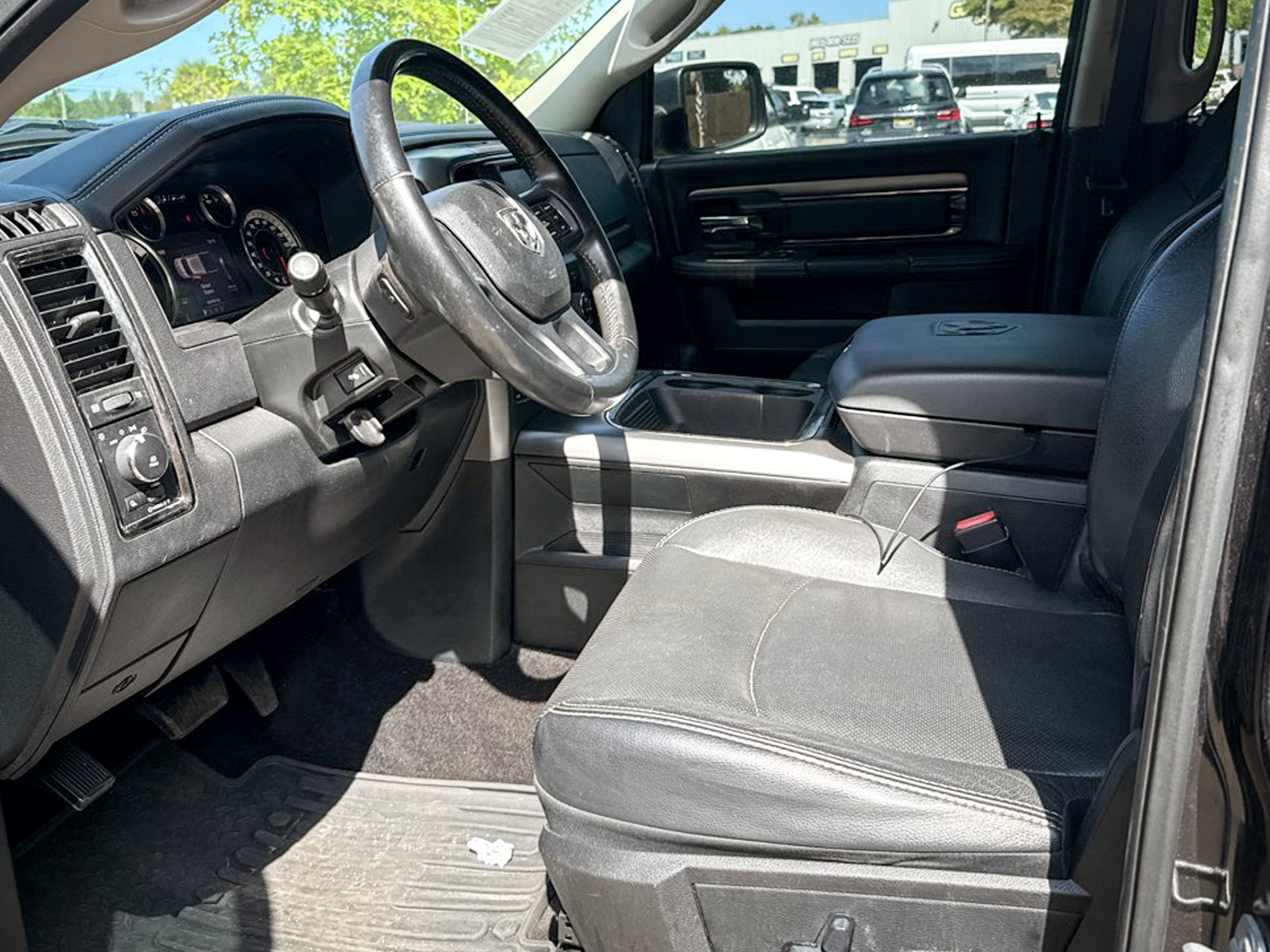 2017 Ram 1500 Sport photo 2