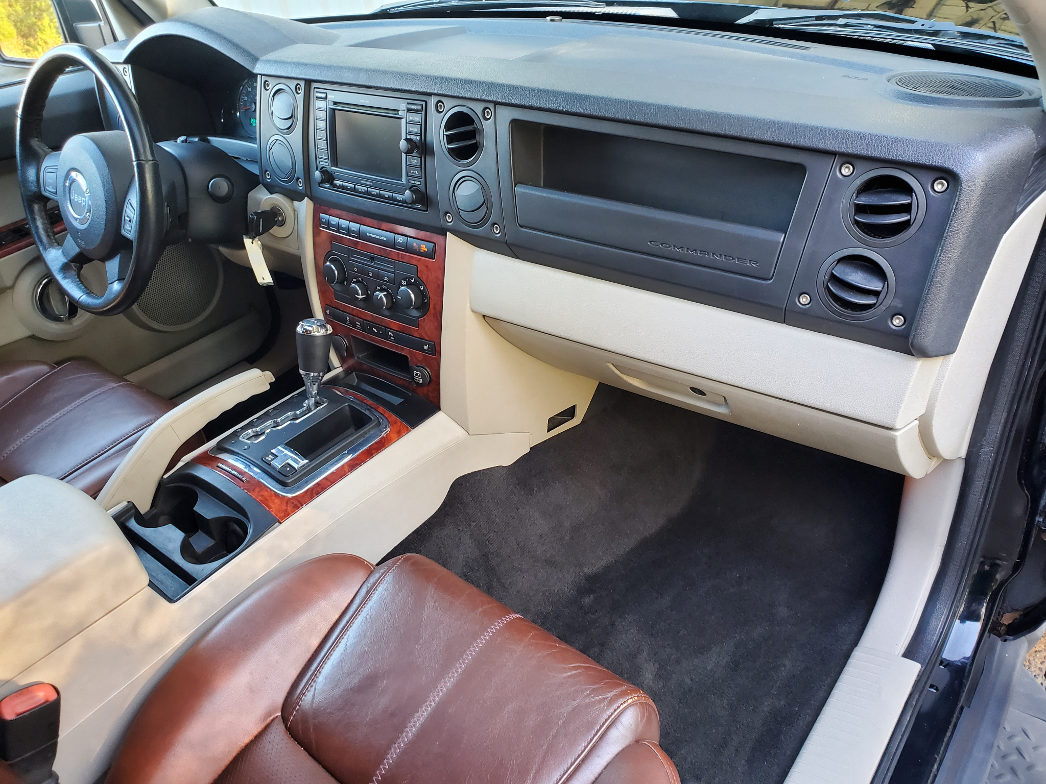 Jeep Commander  2006