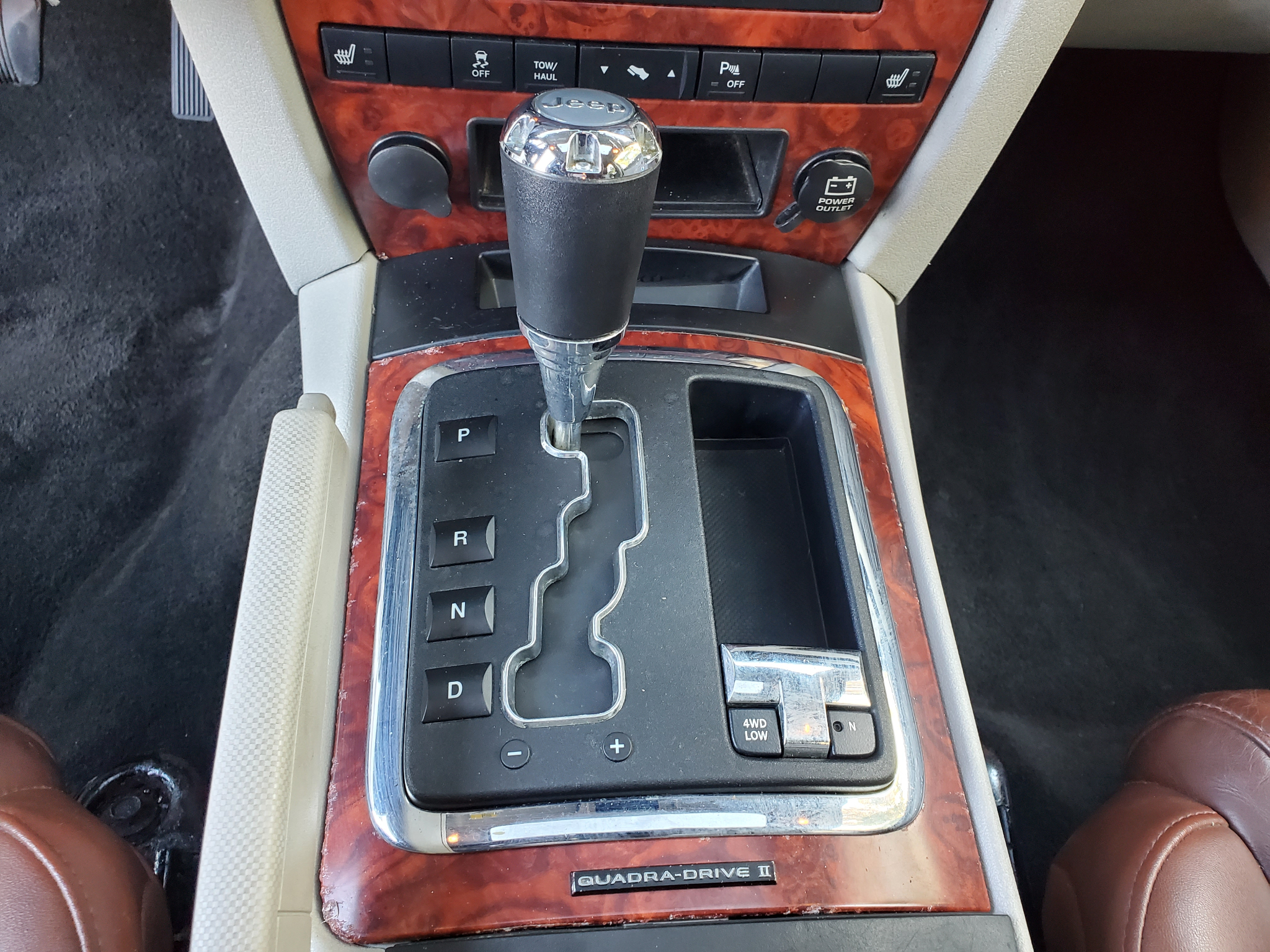 Jeep Commander  2006