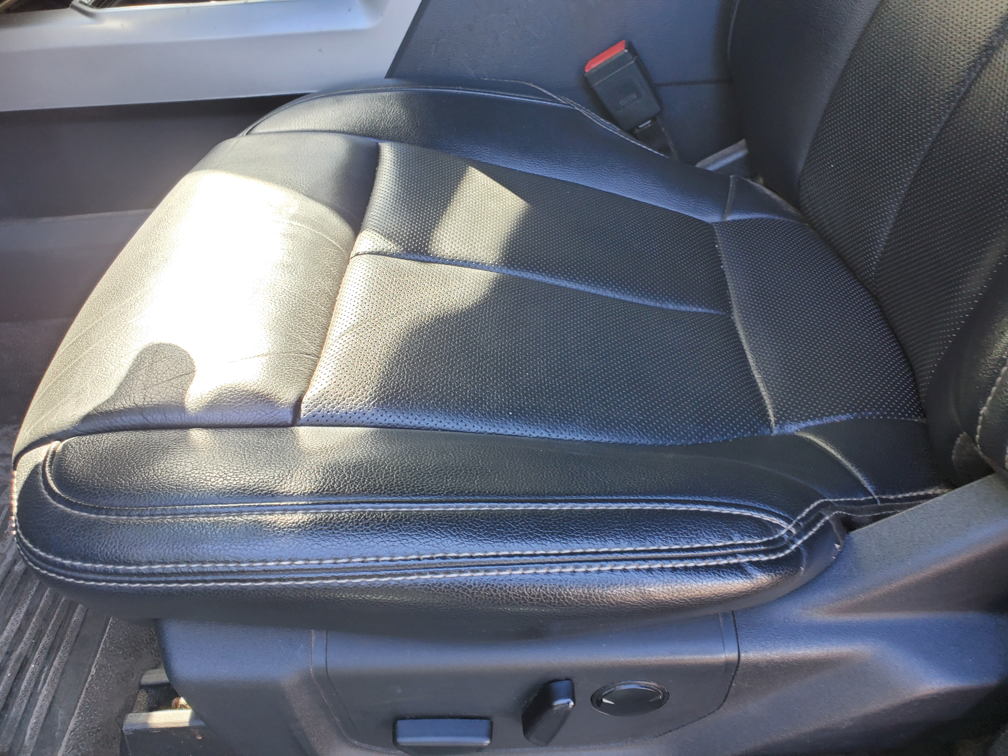 Ford Super Duty F-250 SRW  2022