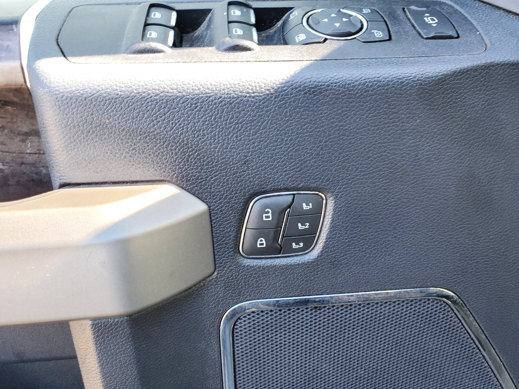 Ford Super Duty F-250 SRW  2022