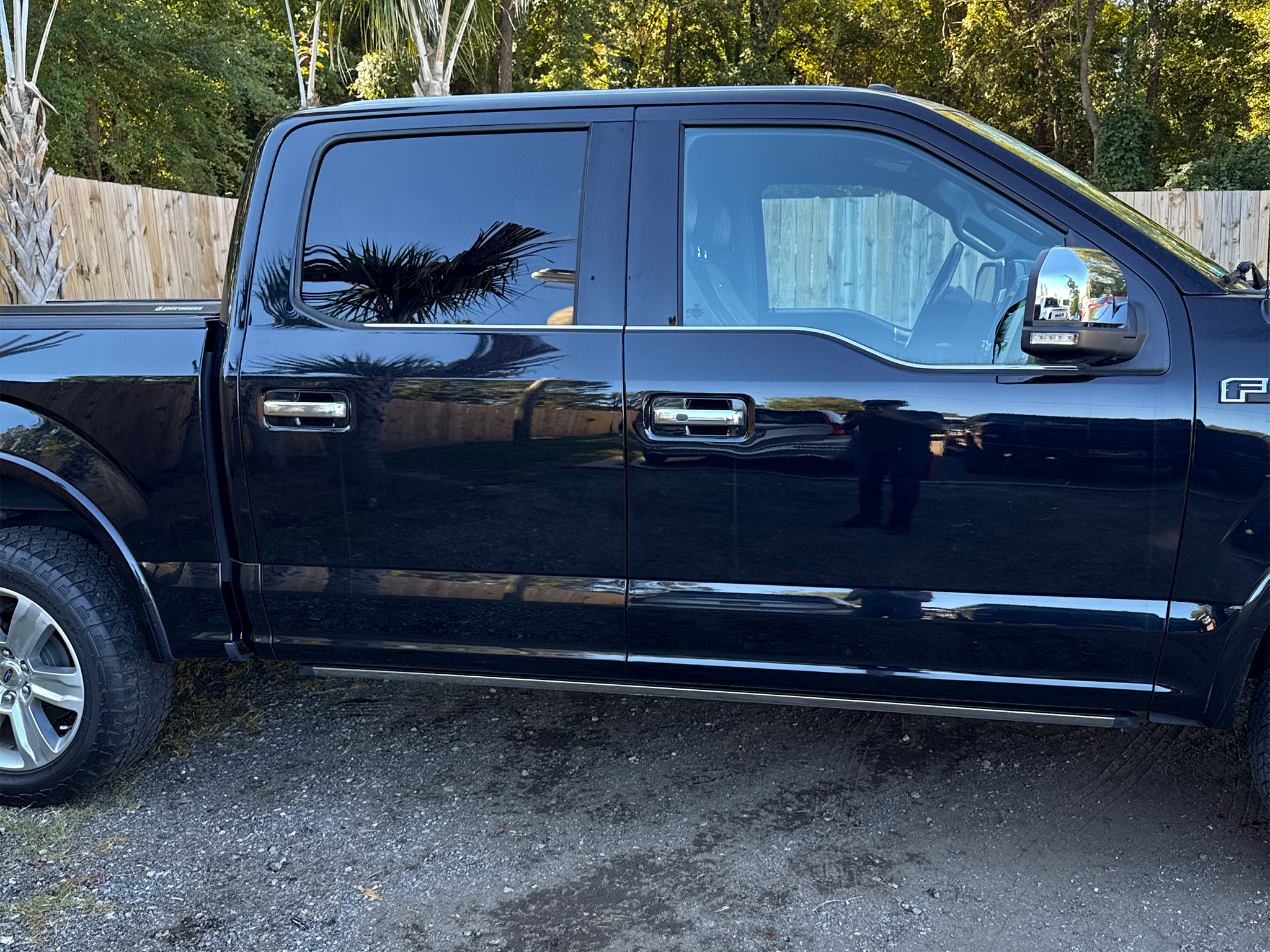 Ford F-150 Platinum 4WD SuperCrew 5.5' Box 2017