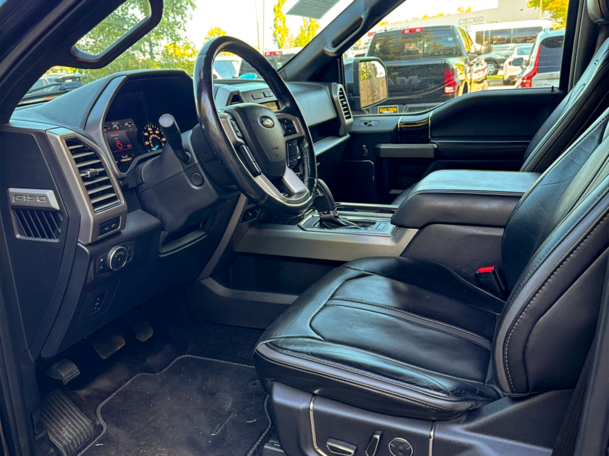 Ford F-150 Platinum 4WD SuperCrew 5.5' Box 2017