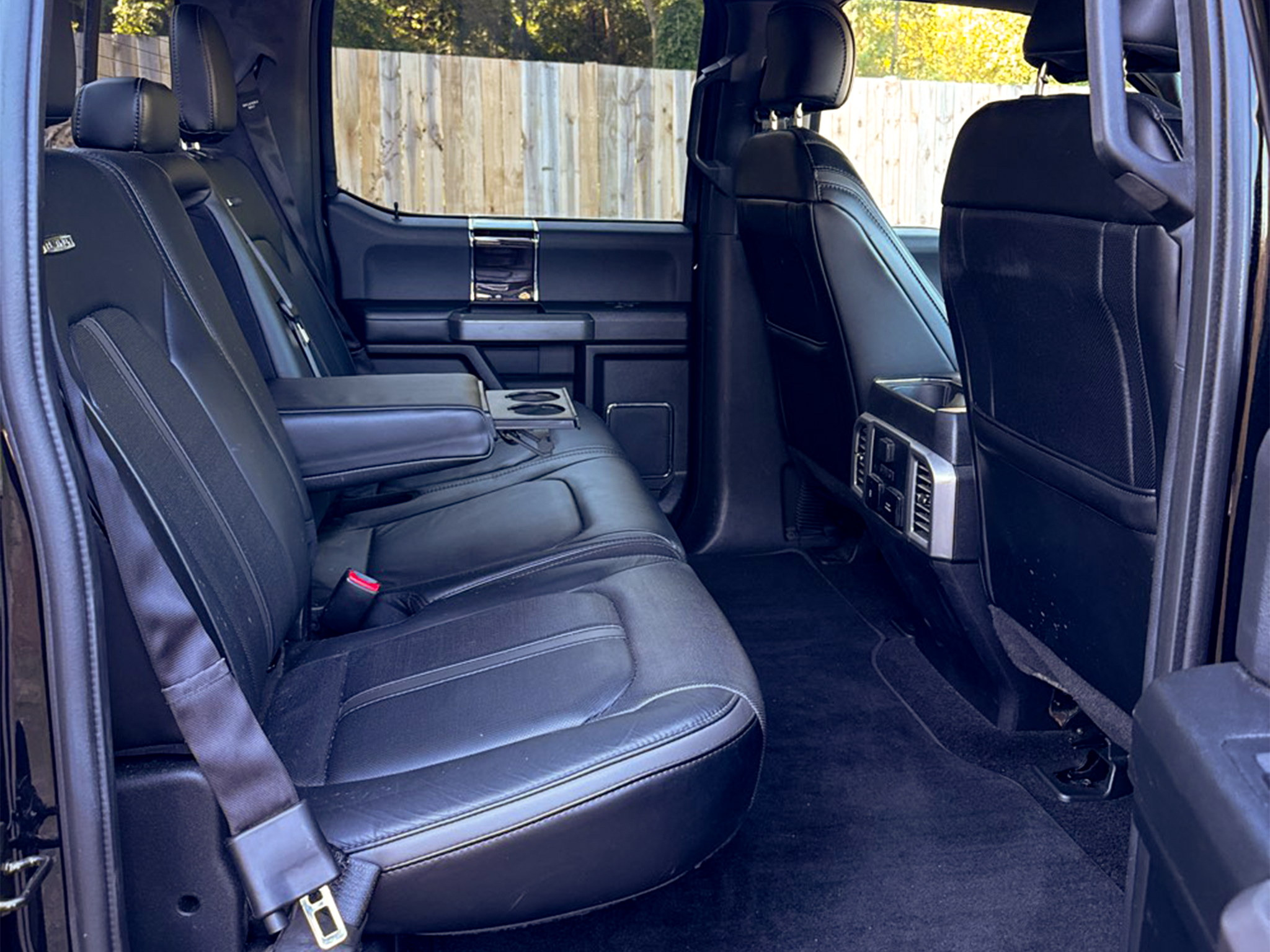 Ford F-150 Platinum 4WD SuperCrew 5.5' Box 2017