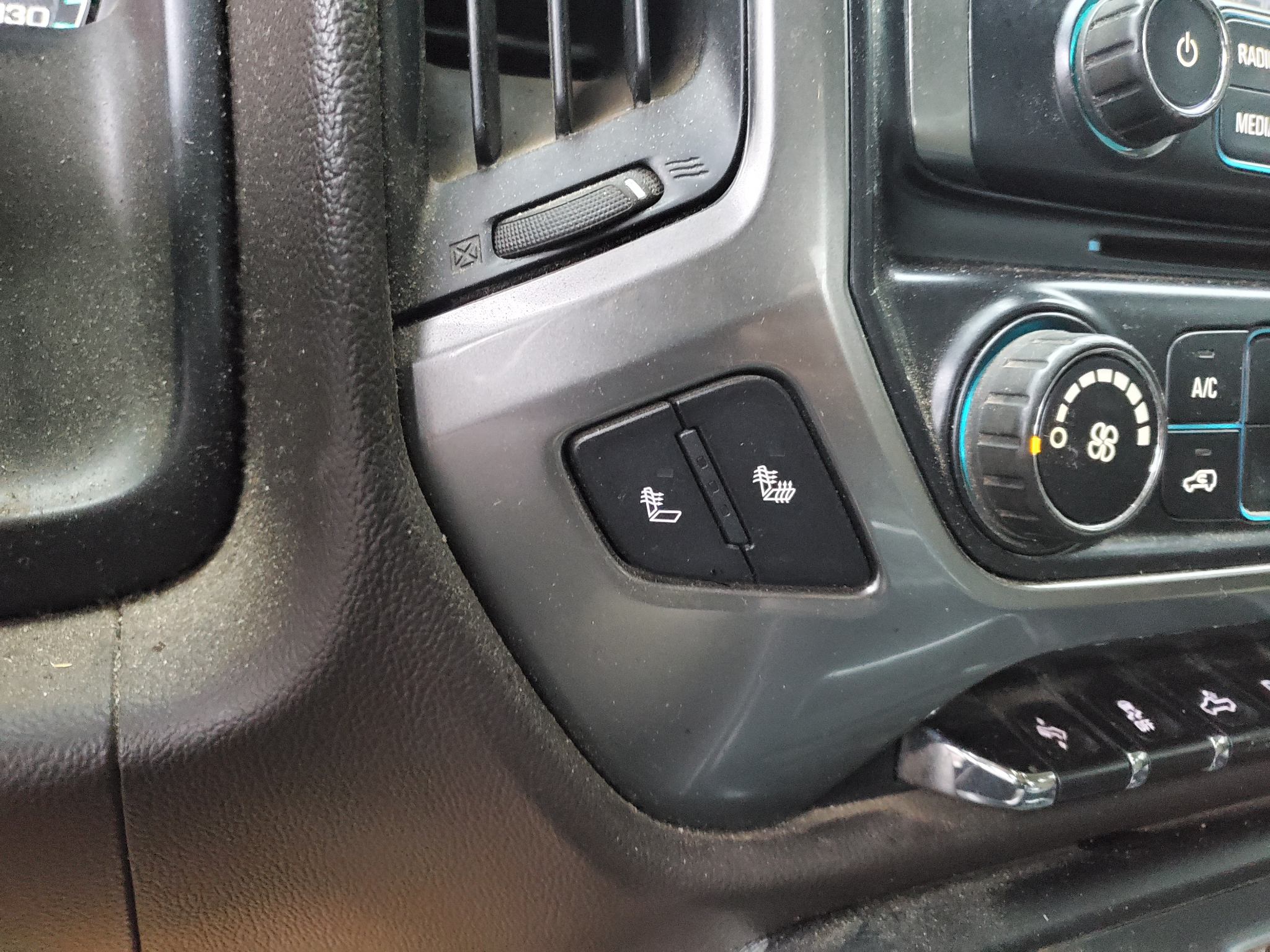 Chevrolet Silverado 2500HD 4WD Crew Cab 153.7" LT 2016