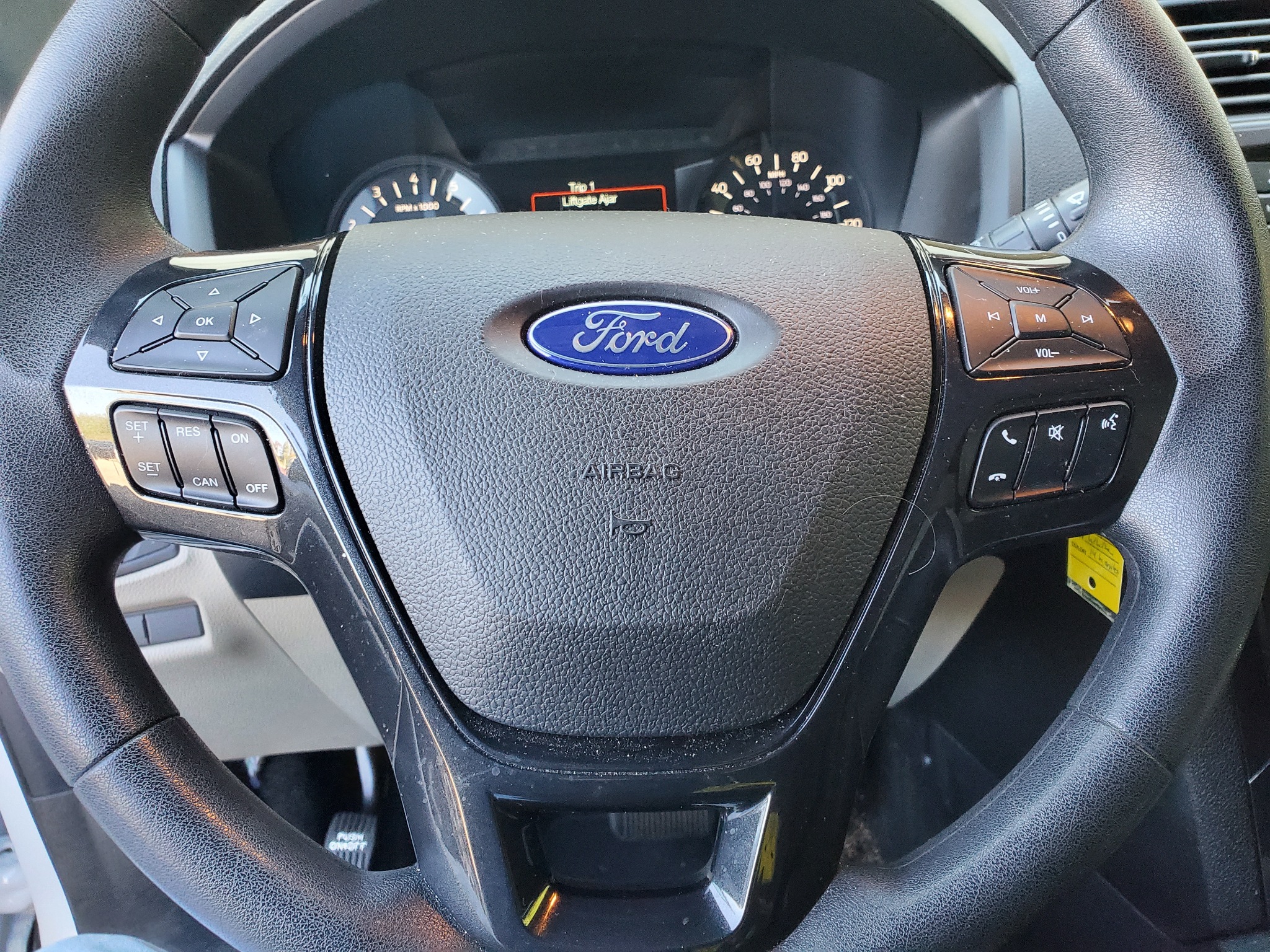Ford Explorer Base 4WD 2018