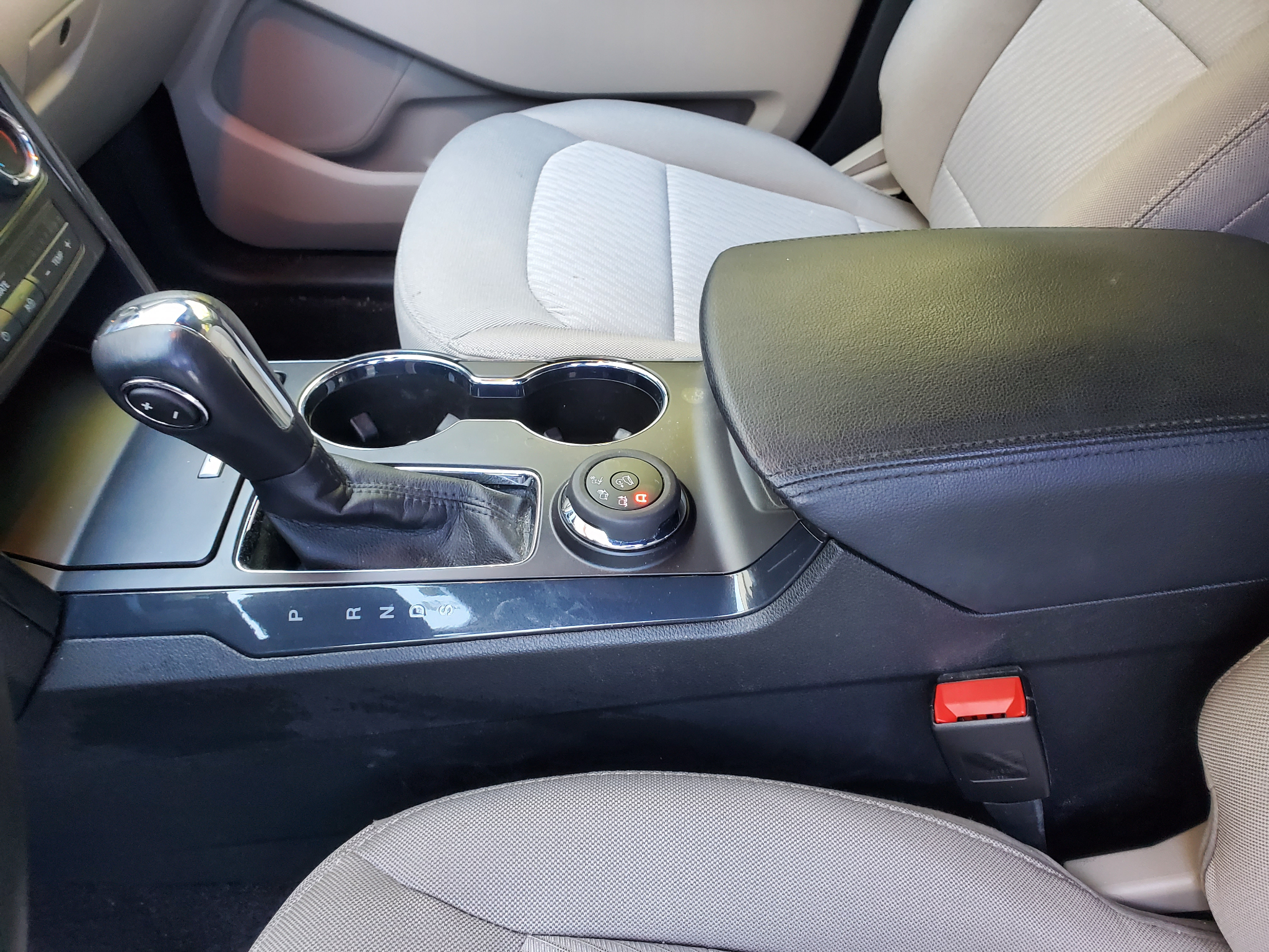 Ford Explorer Base 4WD 2018