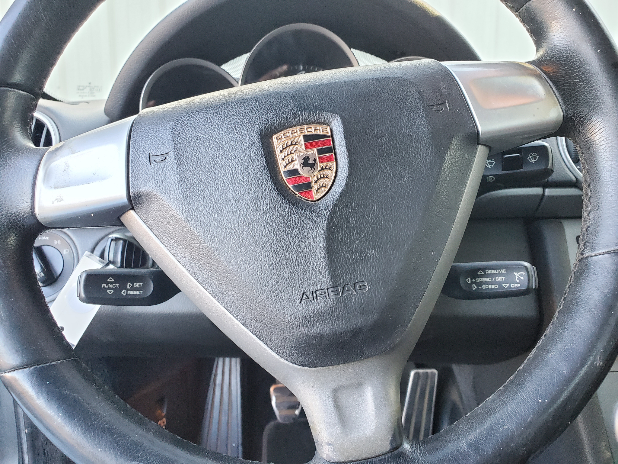 Porsche Boxster 2dr Roadster 2006