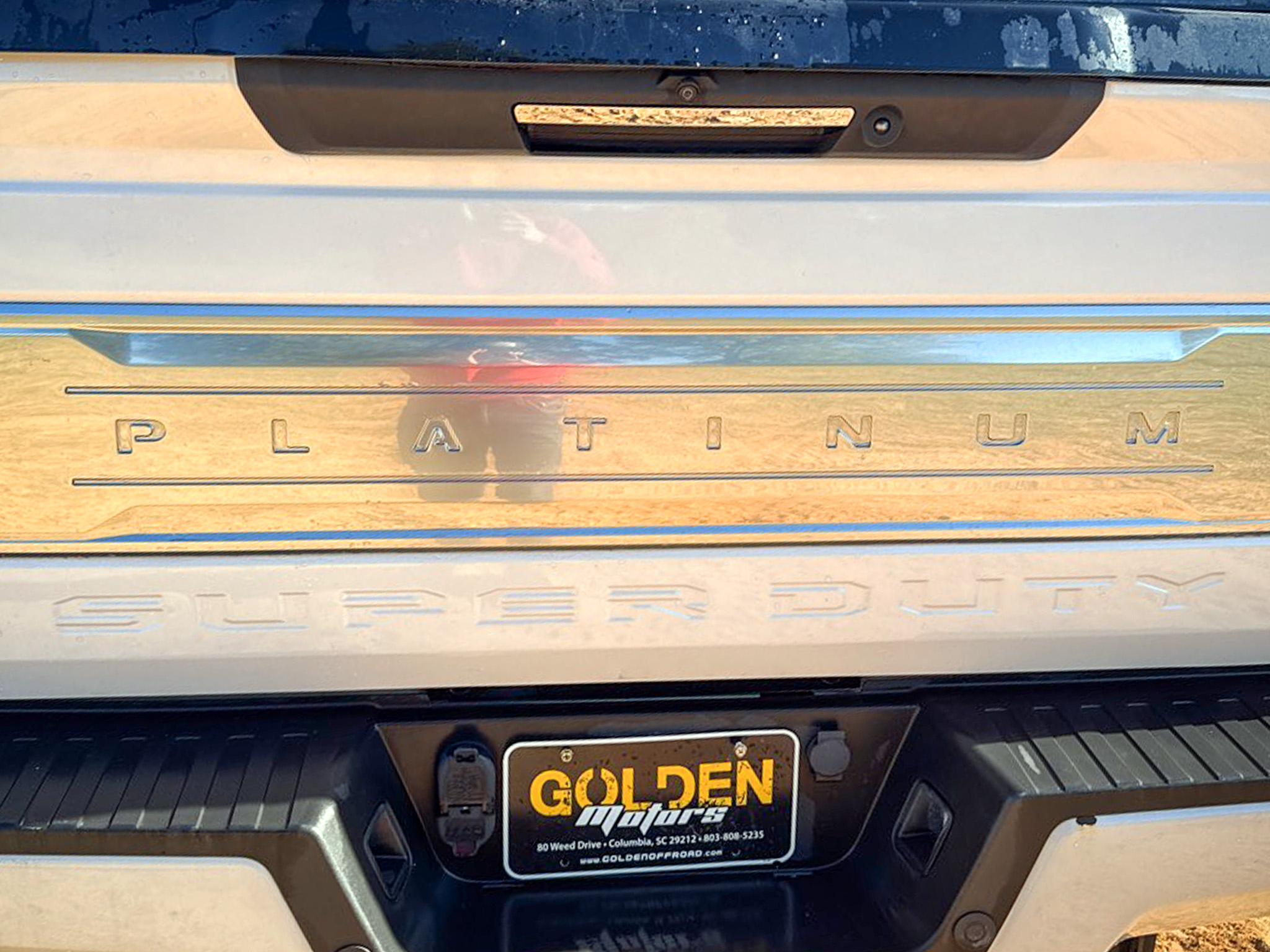 Ford Super Duty F-350 SRW Platinum 4WD Crew Cab 8' Box 2017