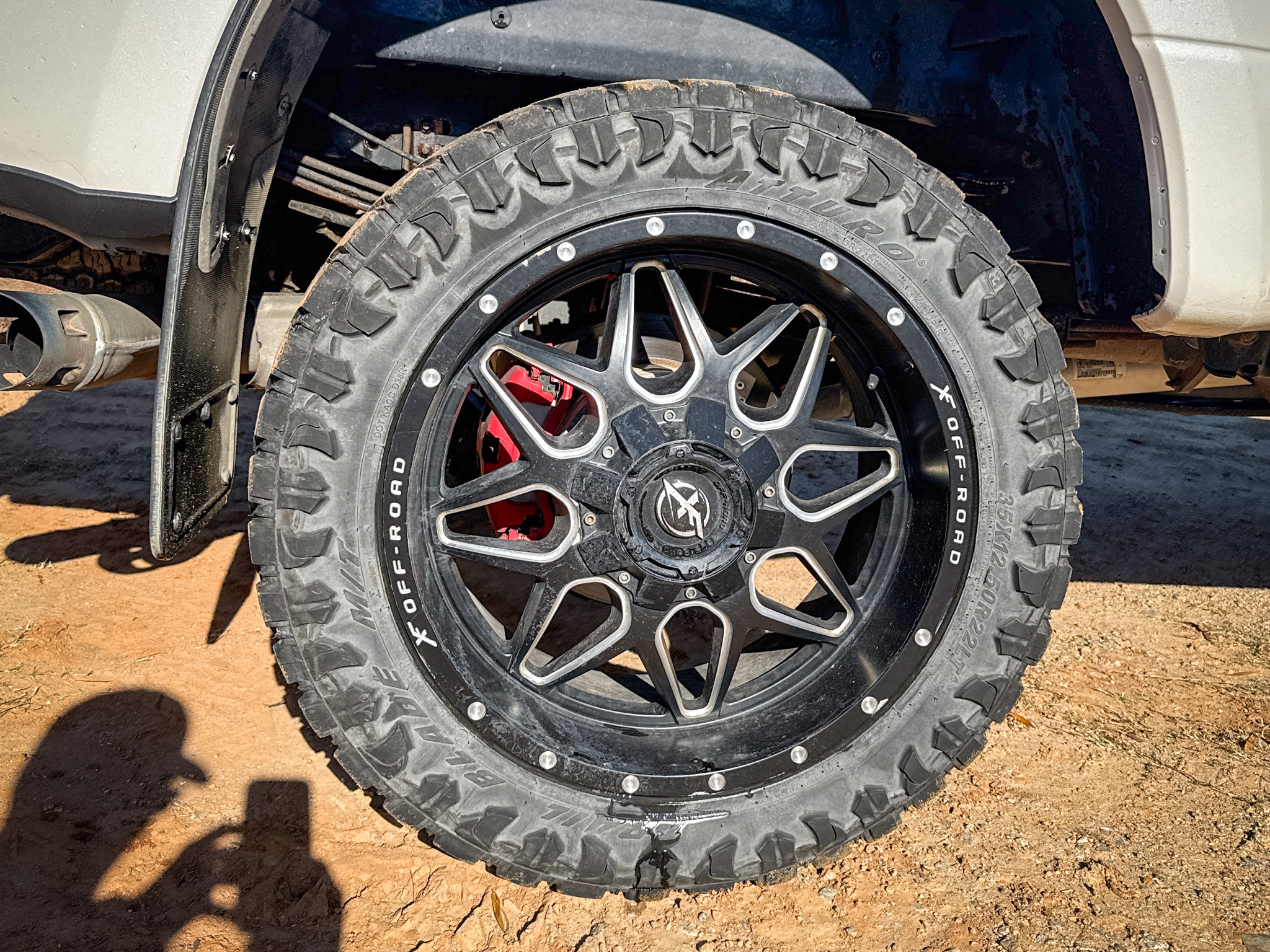 Ford Super Duty F-350 SRW Platinum 4WD Crew Cab 8' Box 2017