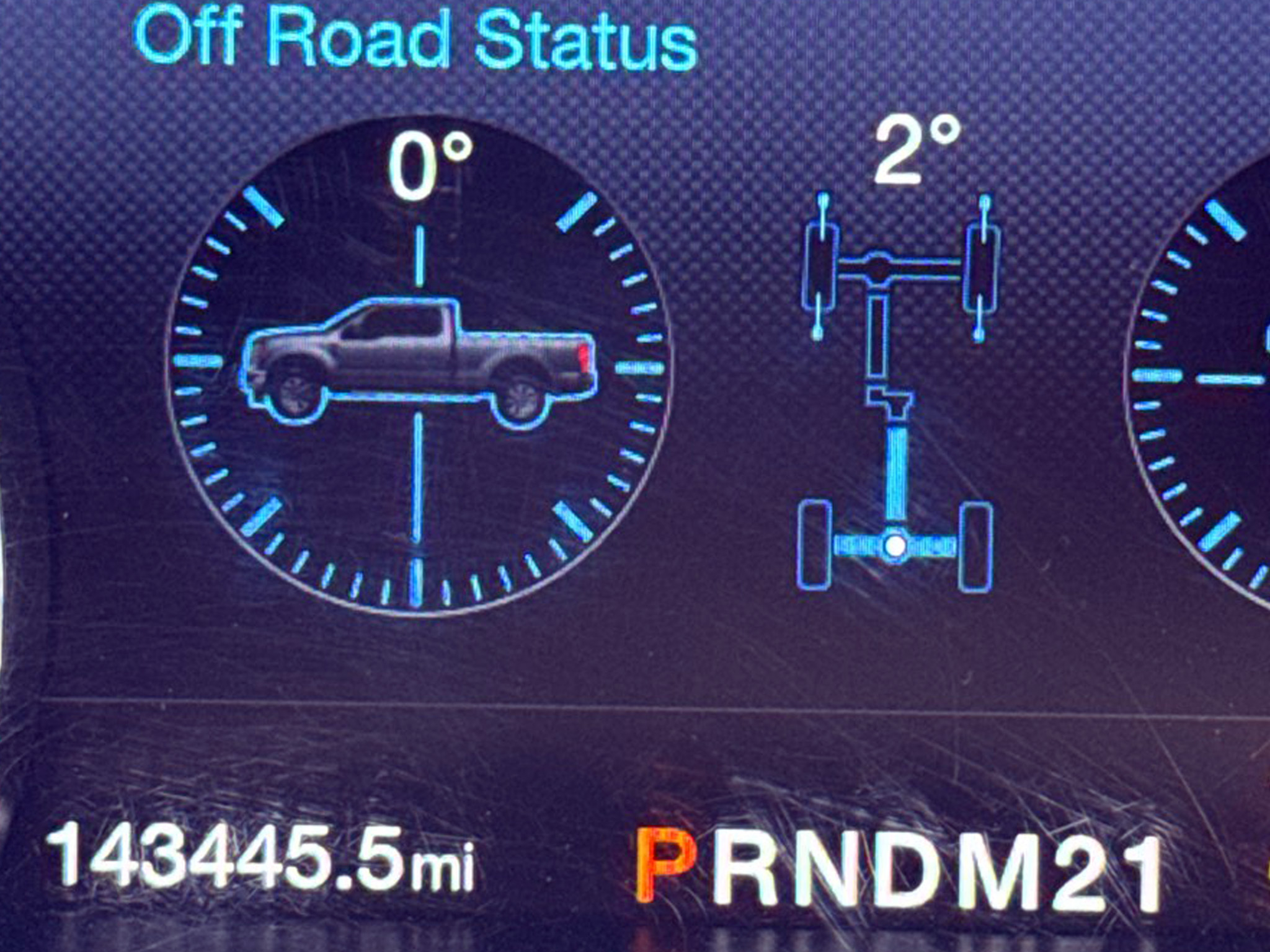 Ford Super Duty F-350 SRW Platinum 4WD Crew Cab 8' Box 2017