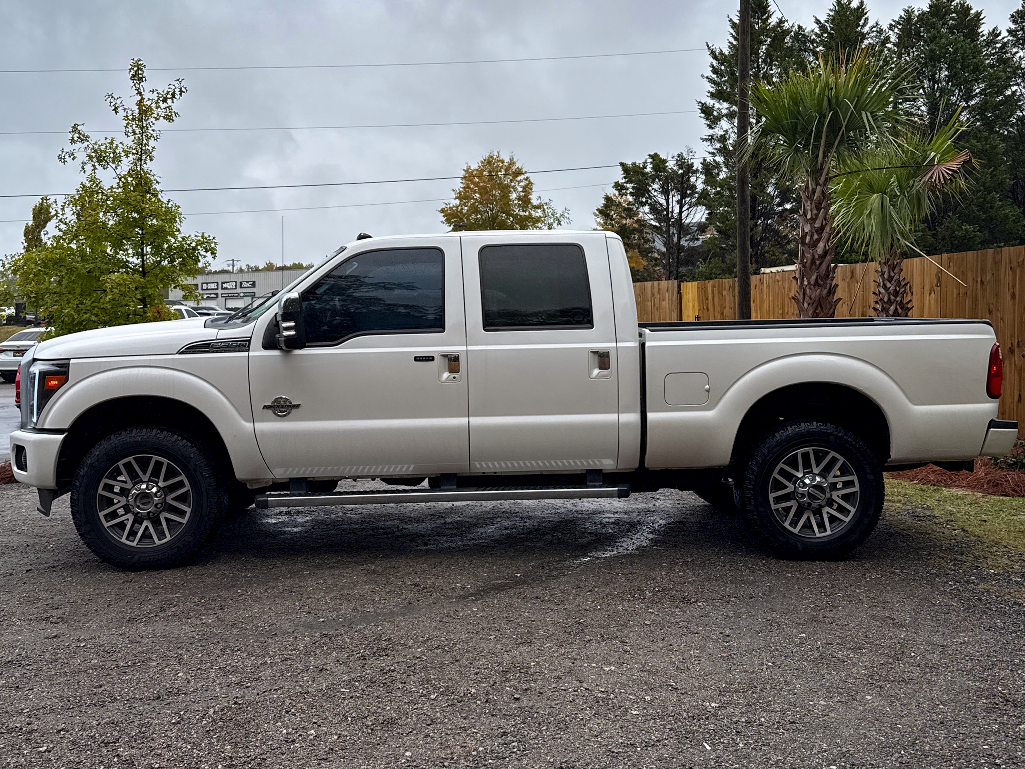 Ford Super Duty F-350 SRW 4WD Crew Cab 172" Platinum 2014