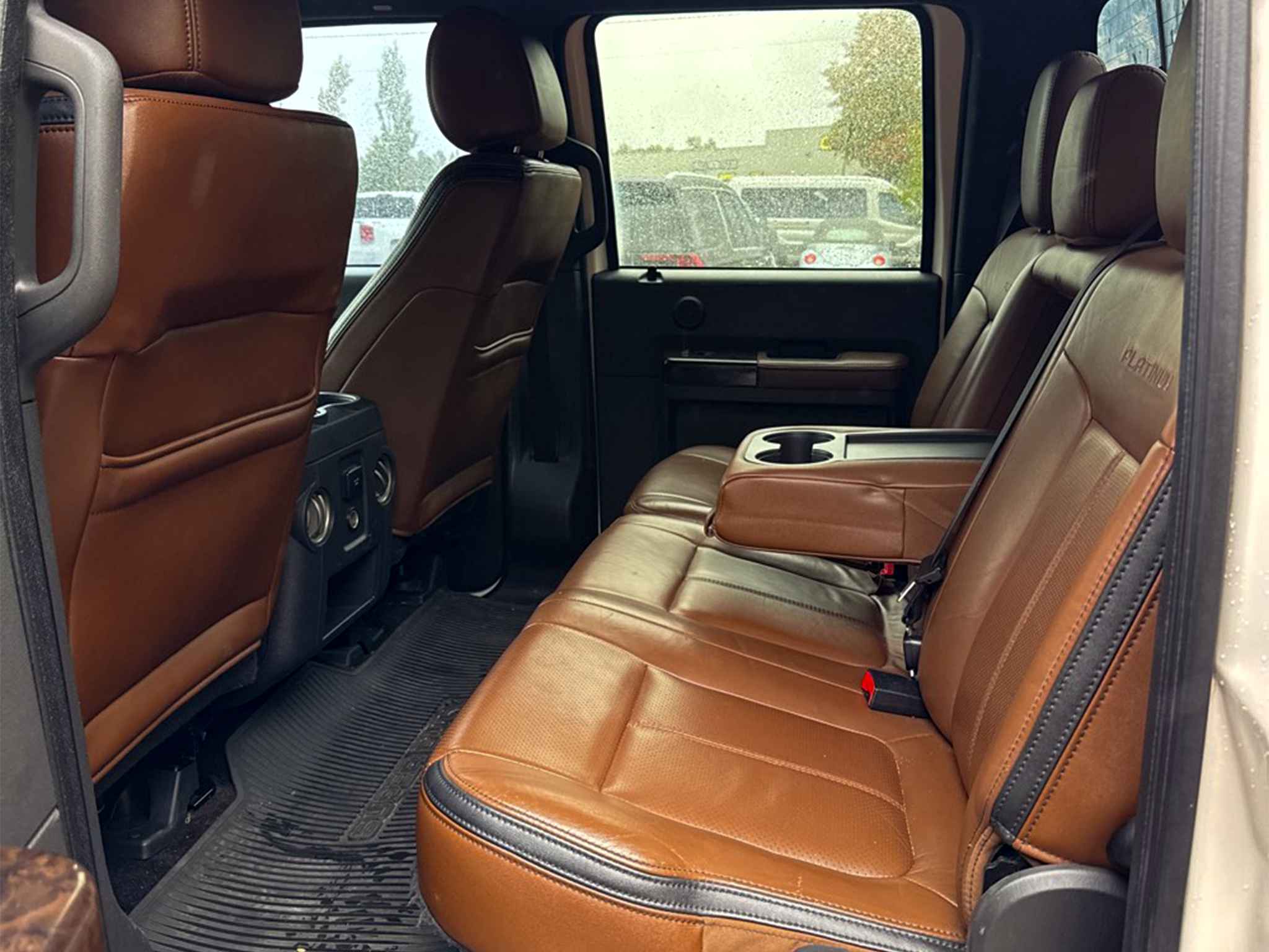 Ford Super Duty F-350 SRW 4WD Crew Cab 172" Platinum 2014