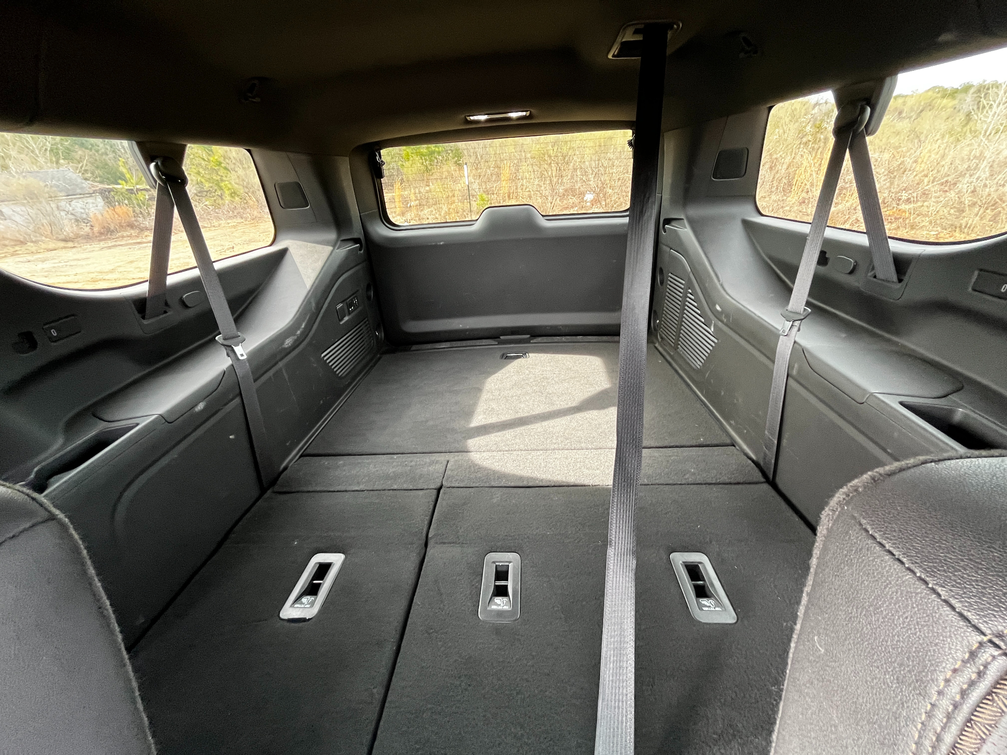 Chevrolet Suburban  2023