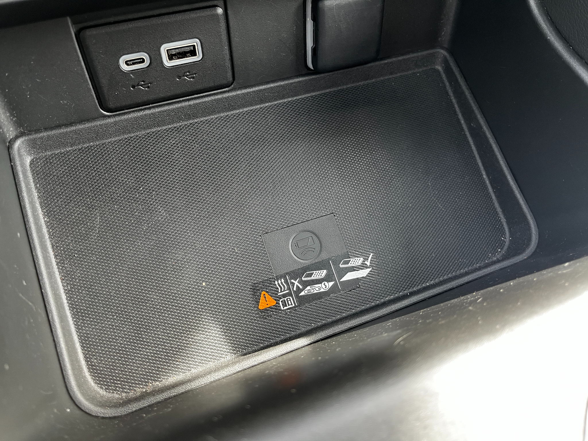 Chevrolet Suburban  2023