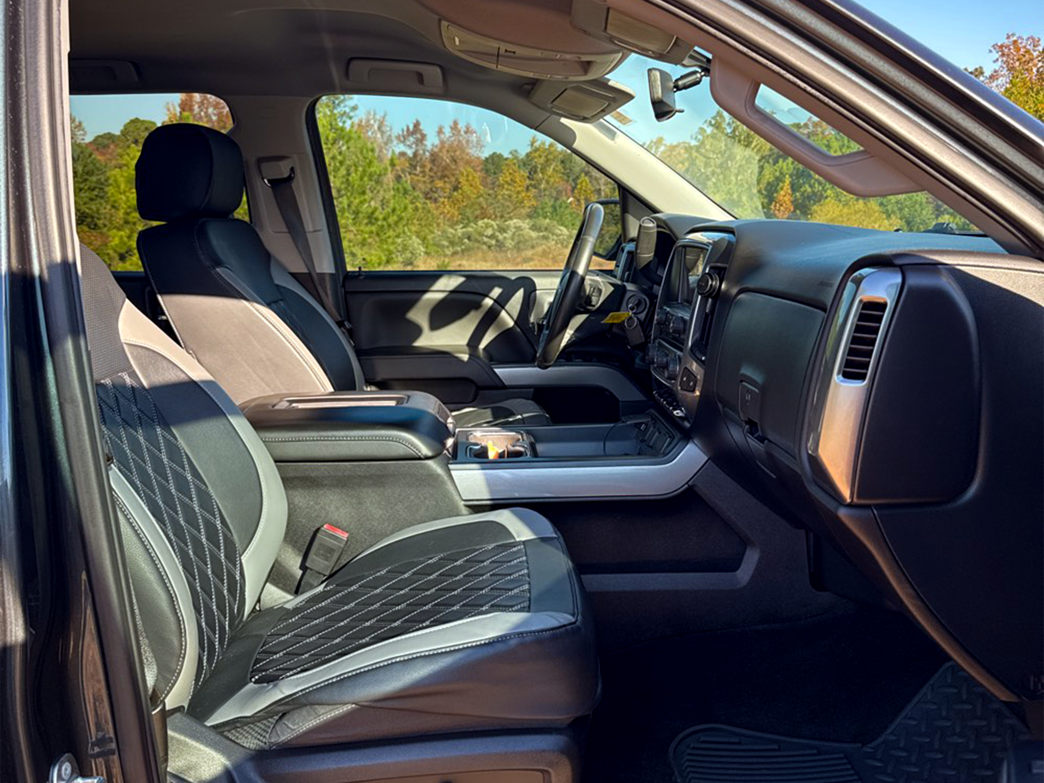 Chevrolet Silverado 1500 4WD Crew Cab 143.5" LT w/2LT 2018