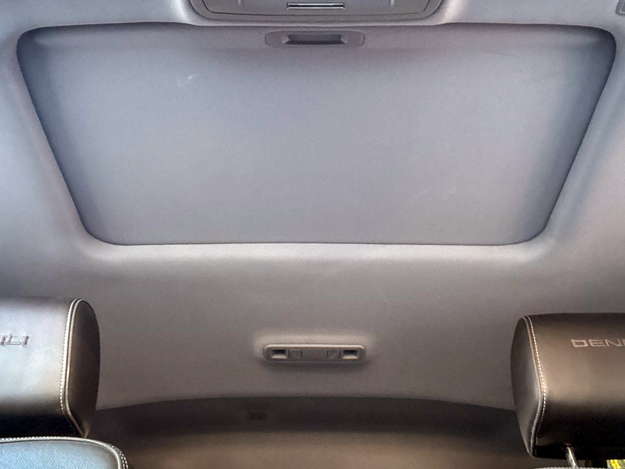 GMC Sierra 1500 4WD Crew Cab 153.0" Denali 2017