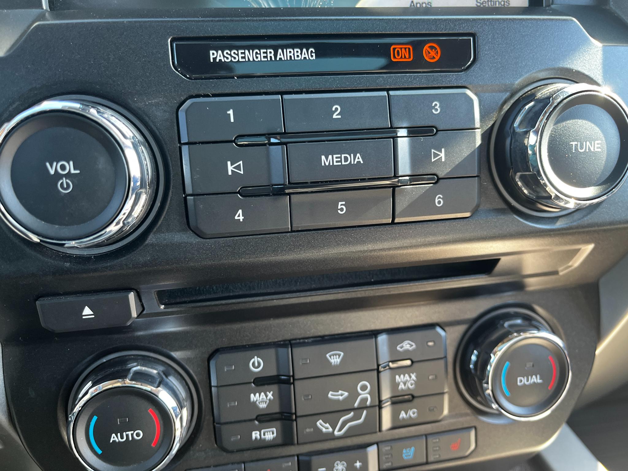 Ford Super Duty F-250 SRW  2017