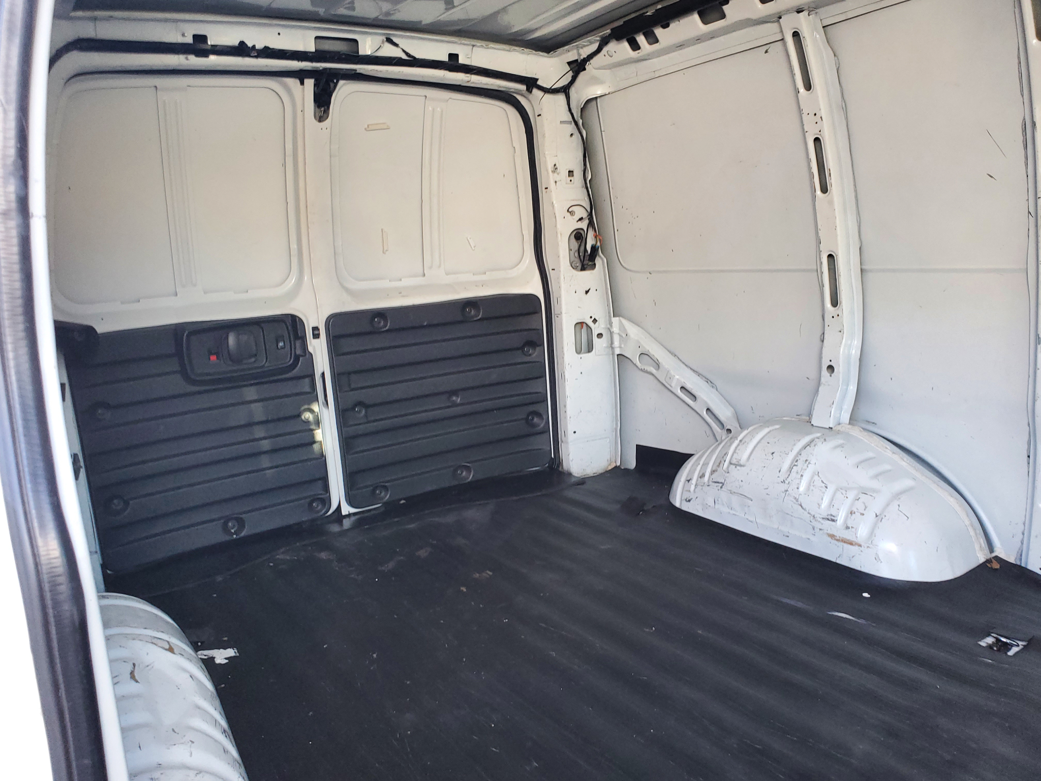 Chevrolet Express Cargo Van  2018