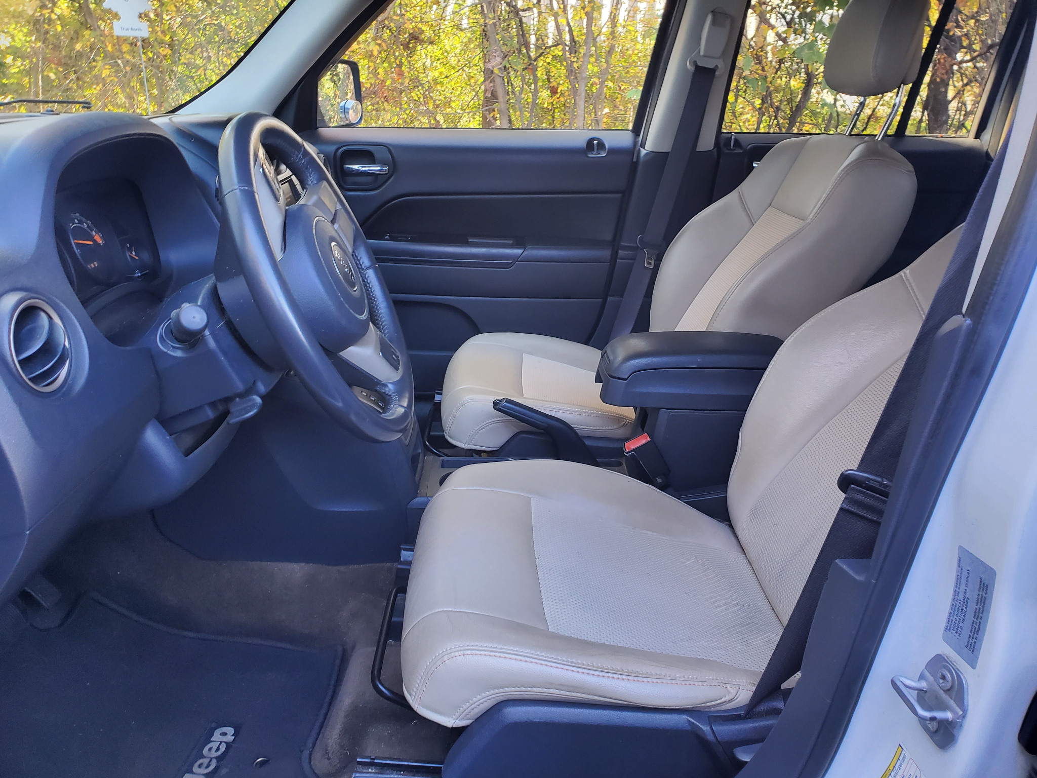 Jeep Patriot FWD 4dr 75th Anniversary 2016