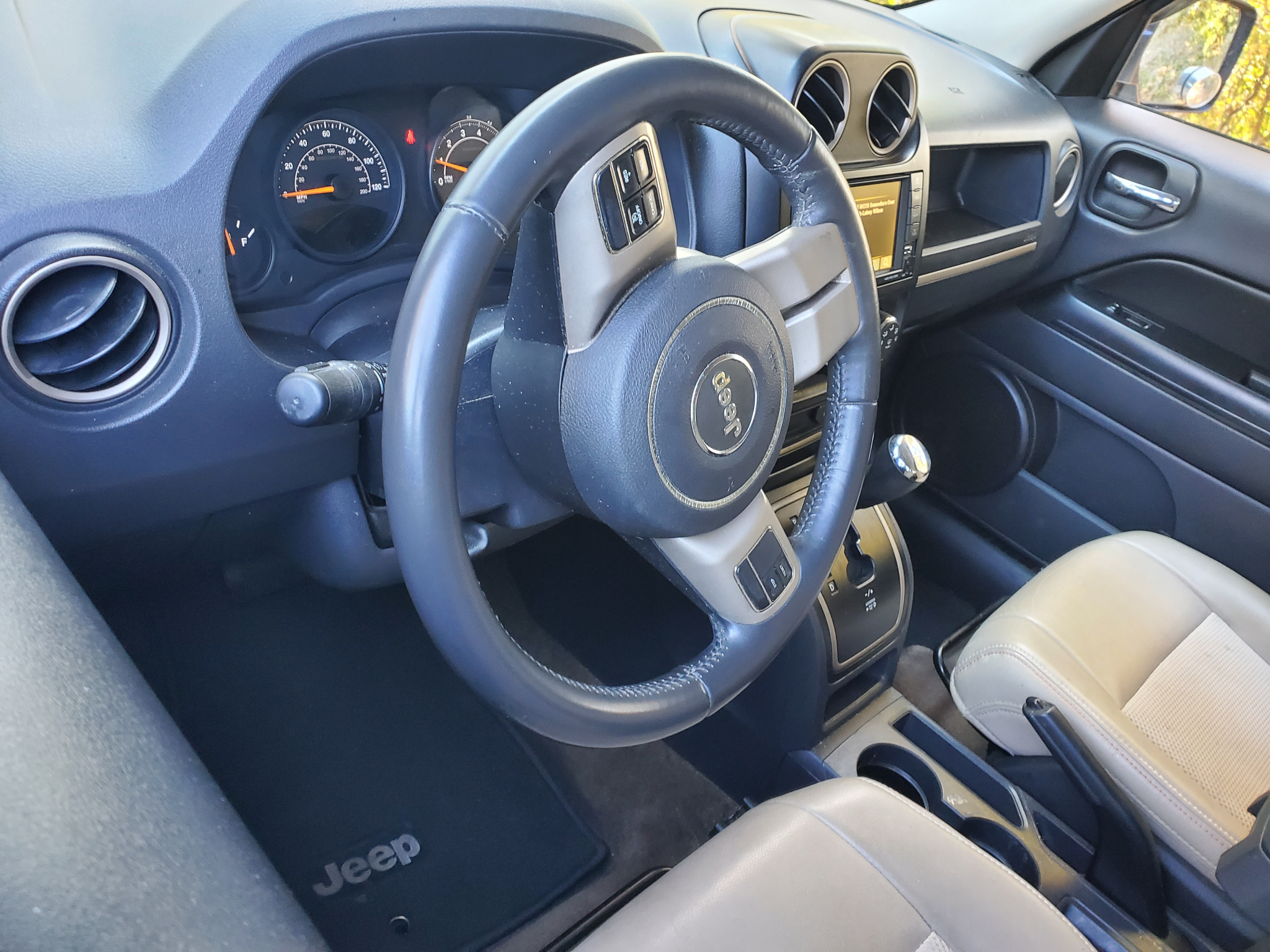 Jeep Patriot FWD 4dr 75th Anniversary 2016