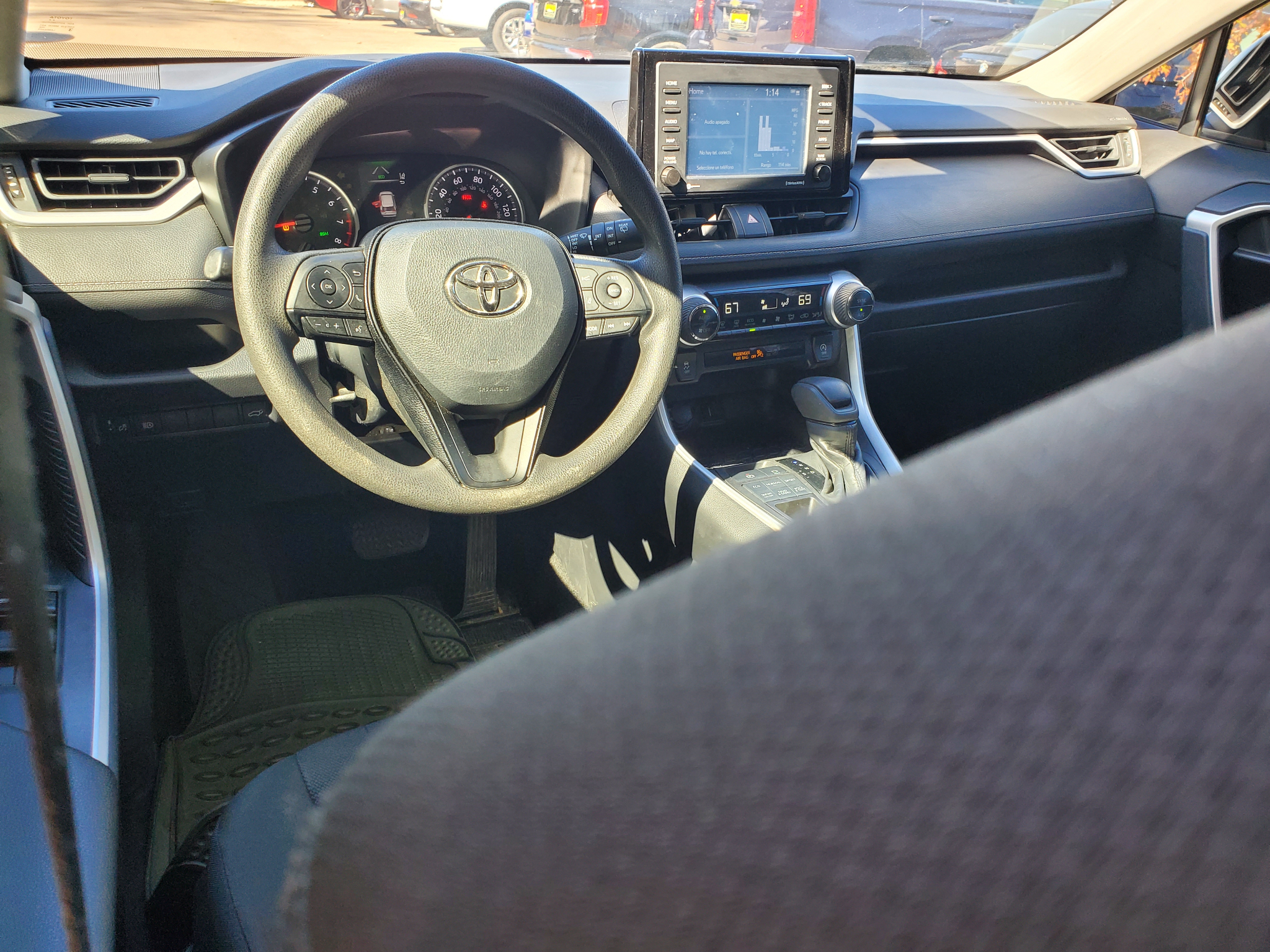 Toyota RAV4 XLE AWD (Natl) 2021