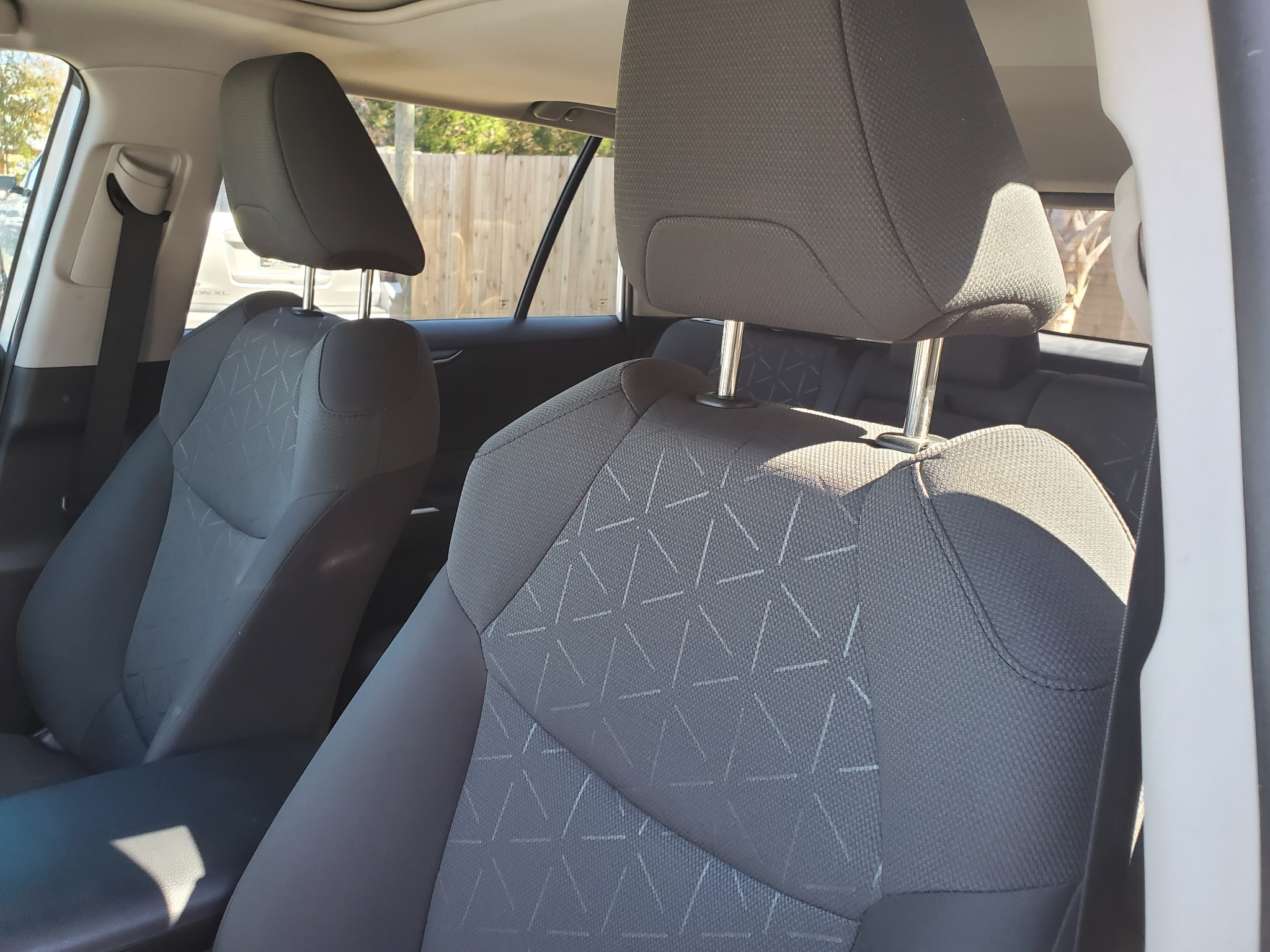 Toyota RAV4 XLE AWD (Natl) 2021