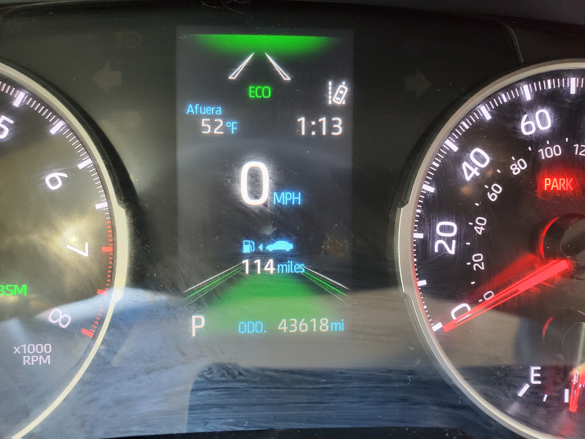 Toyota RAV4 XLE AWD (Natl) 2021