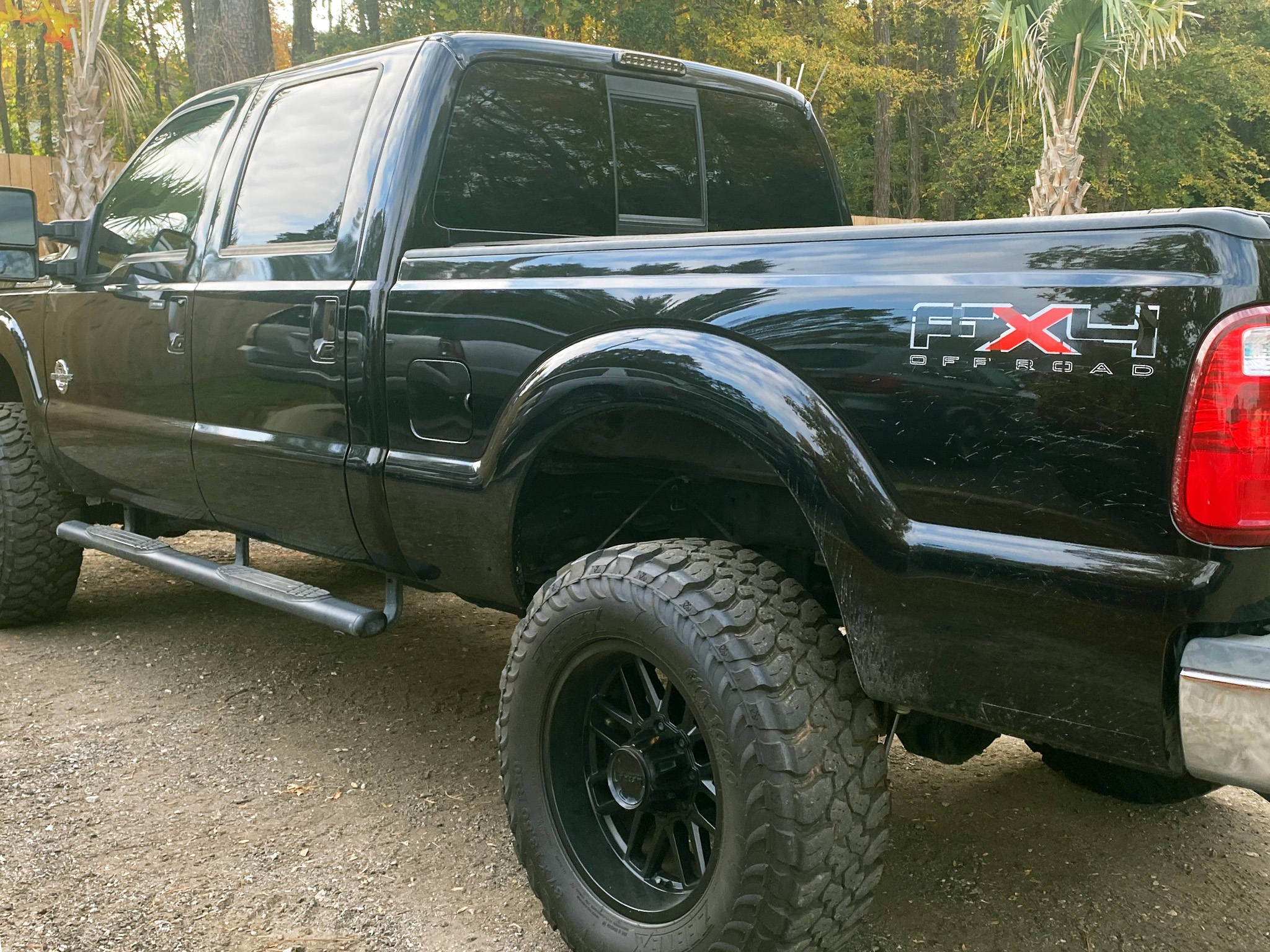 Ford Super Duty F-250 SRW  2011