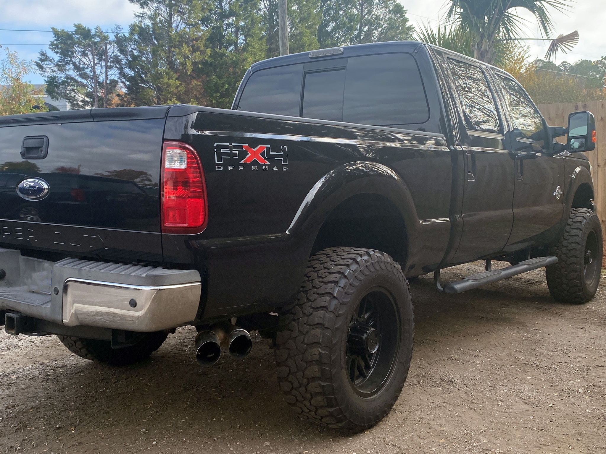 Ford Super Duty F-250 SRW  2011