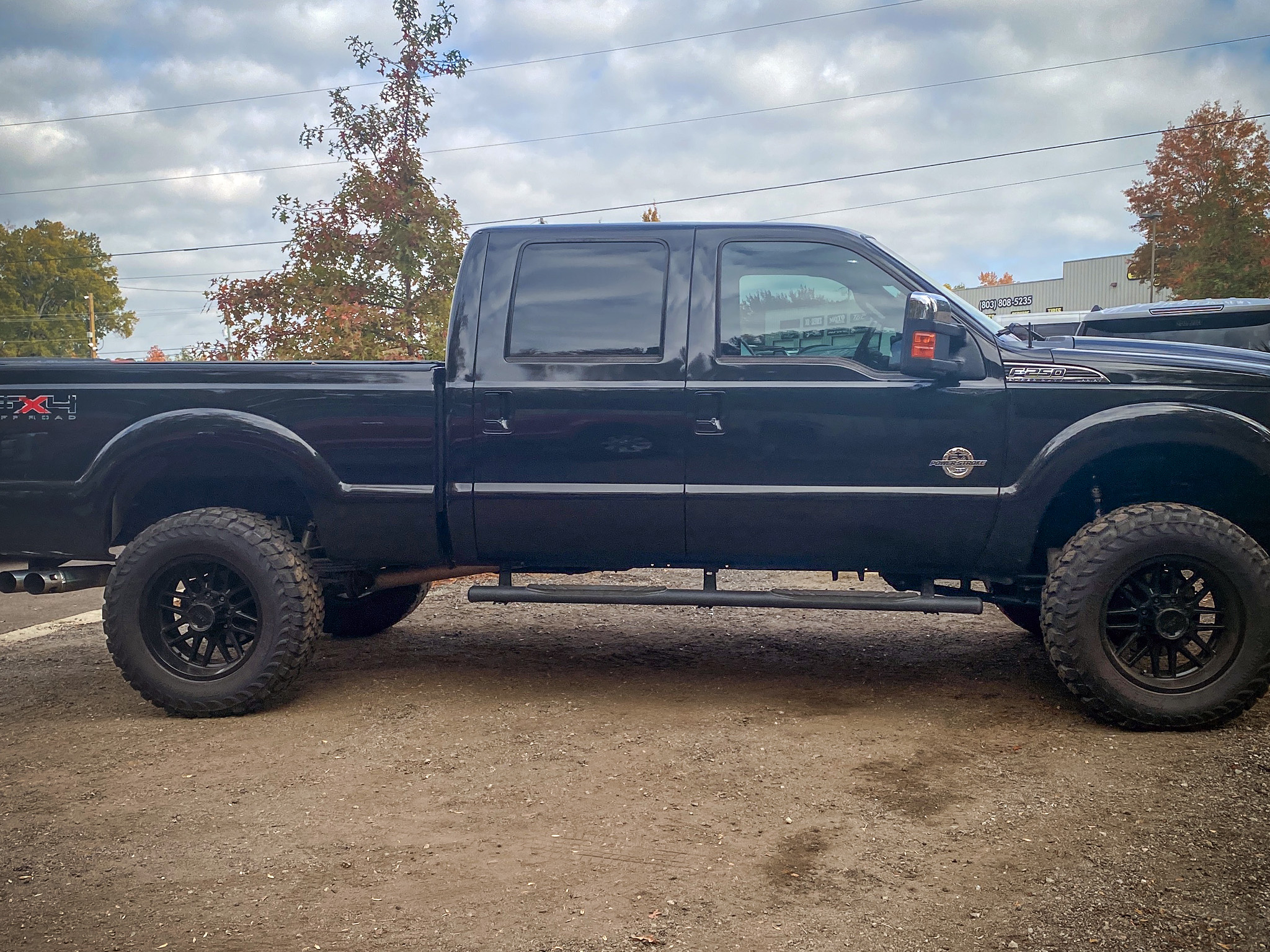 Ford Super Duty F-250 SRW  2011