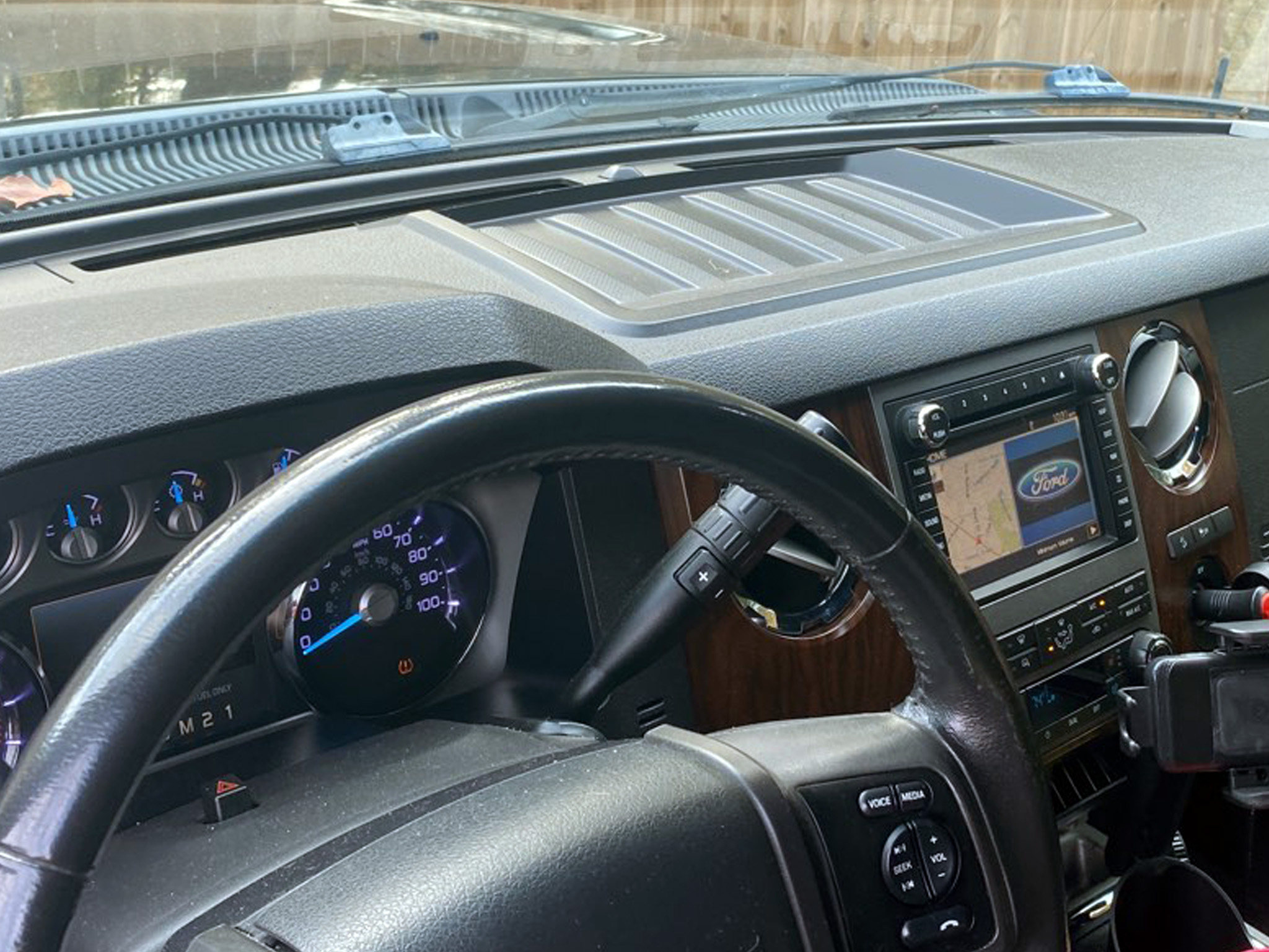 Ford Super Duty F-250 SRW  2011