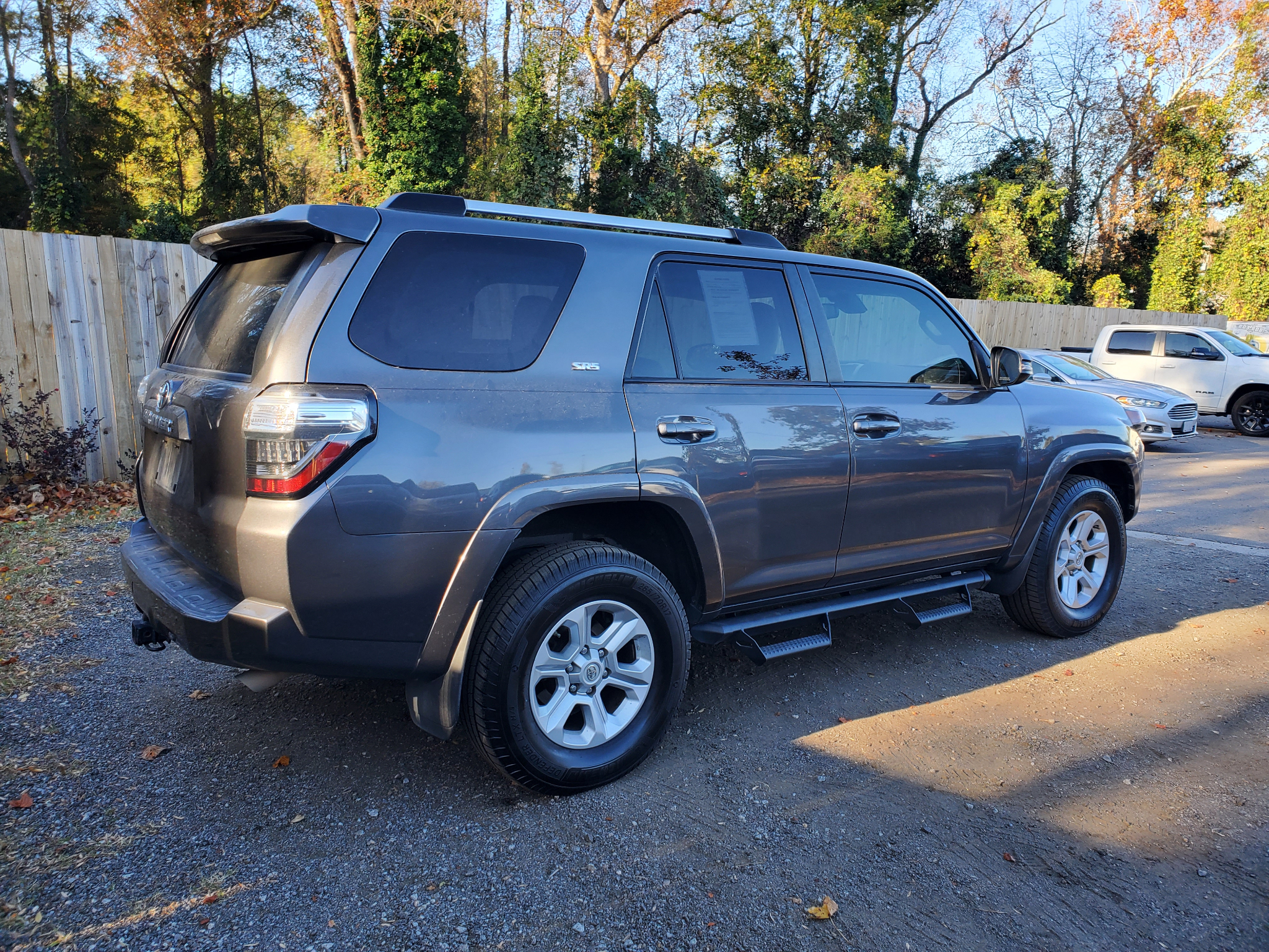 Toyota 4Runner SR5 2WD (Natl) 2020