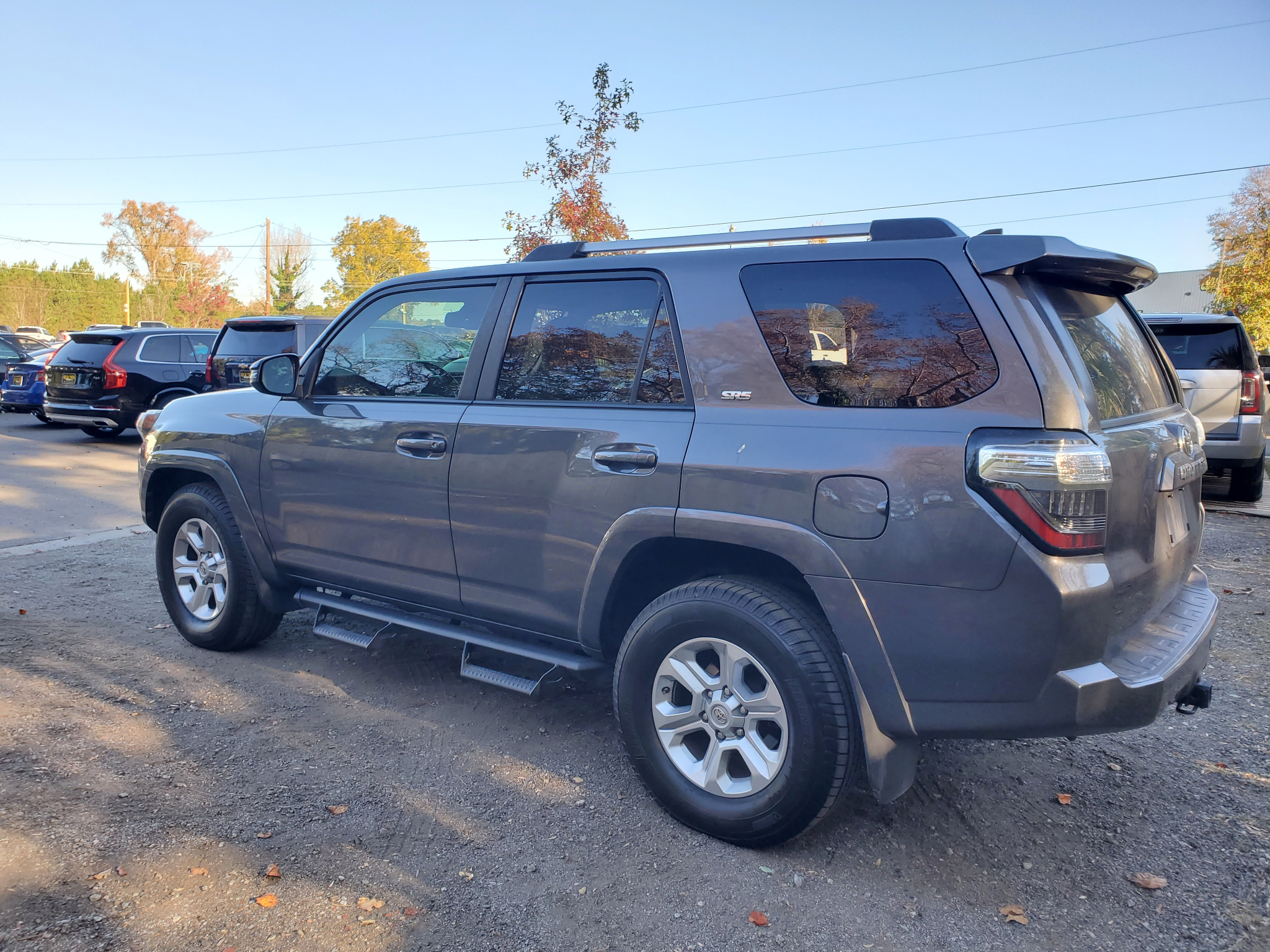 Toyota 4Runner SR5 2WD (Natl) 2020