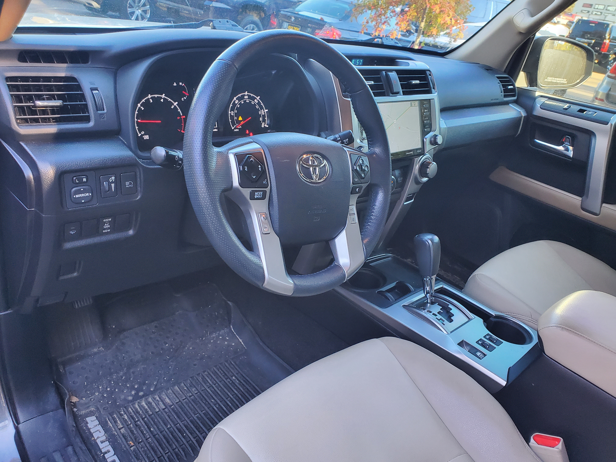 Toyota 4Runner SR5 2WD (Natl) 2020