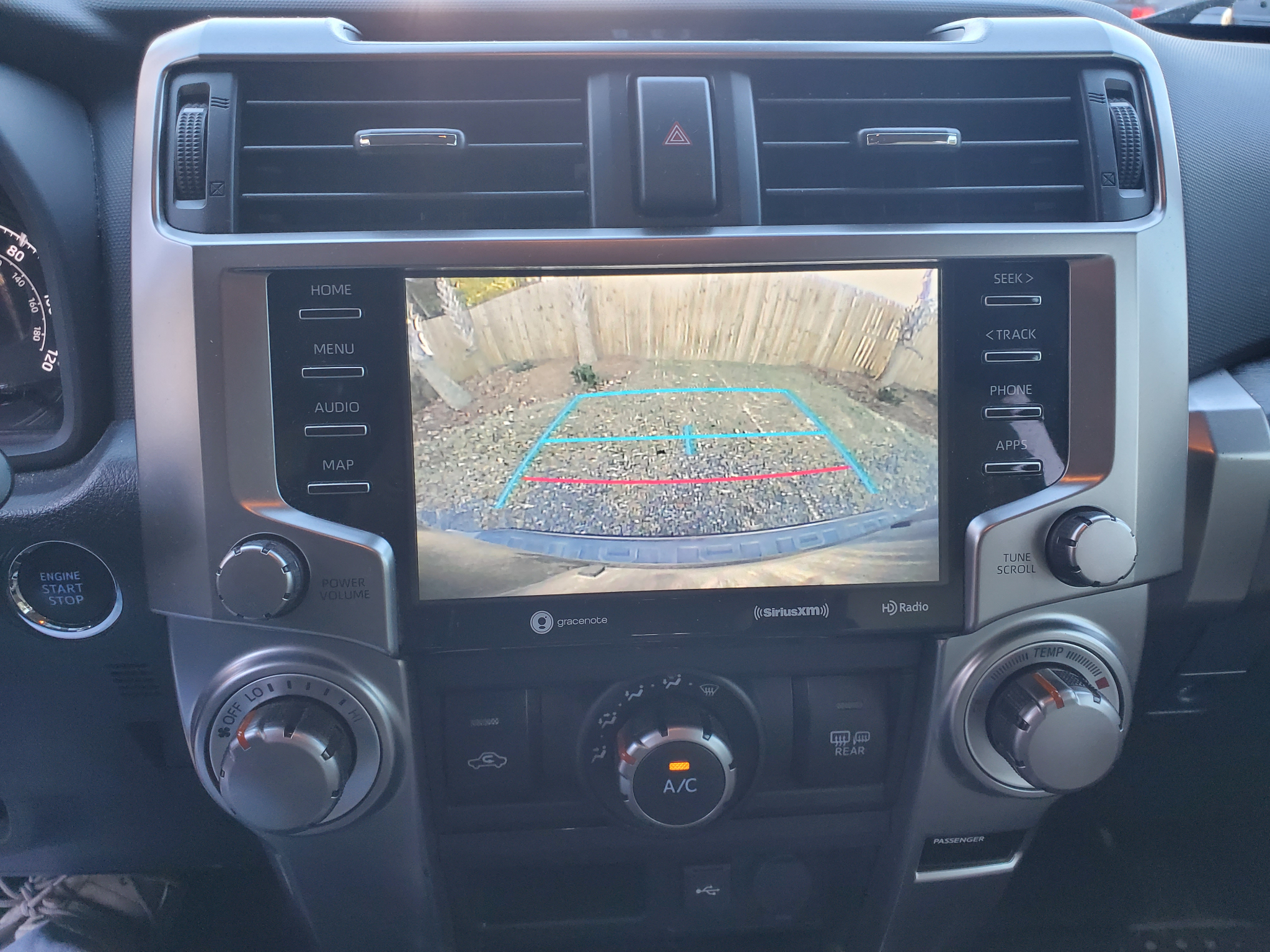 Toyota 4Runner SR5 2WD (Natl) 2020