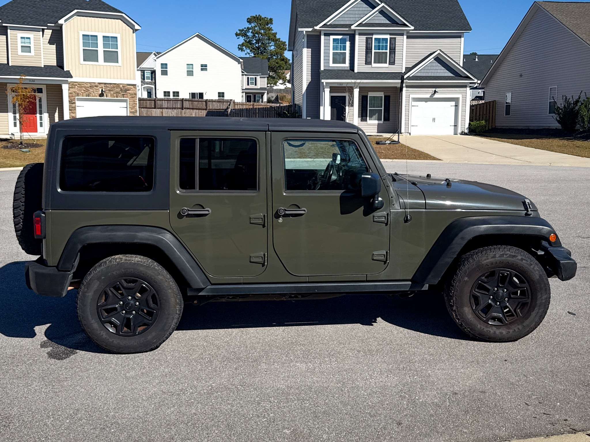Jeep Wrangler Unlimited 4WD 4dr Willys Wheeler 2016