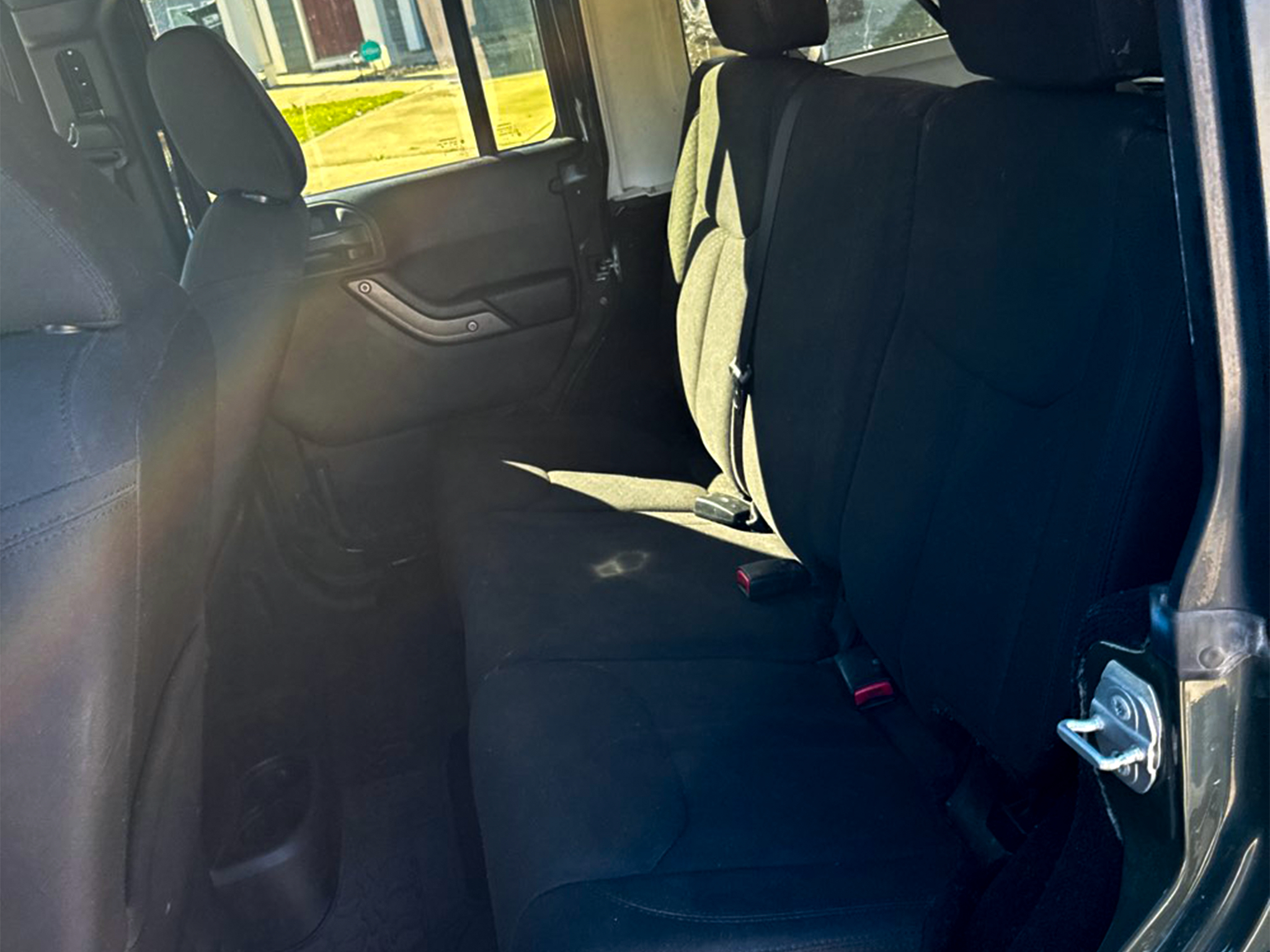 Jeep Wrangler Unlimited 4WD 4dr Willys Wheeler 2016