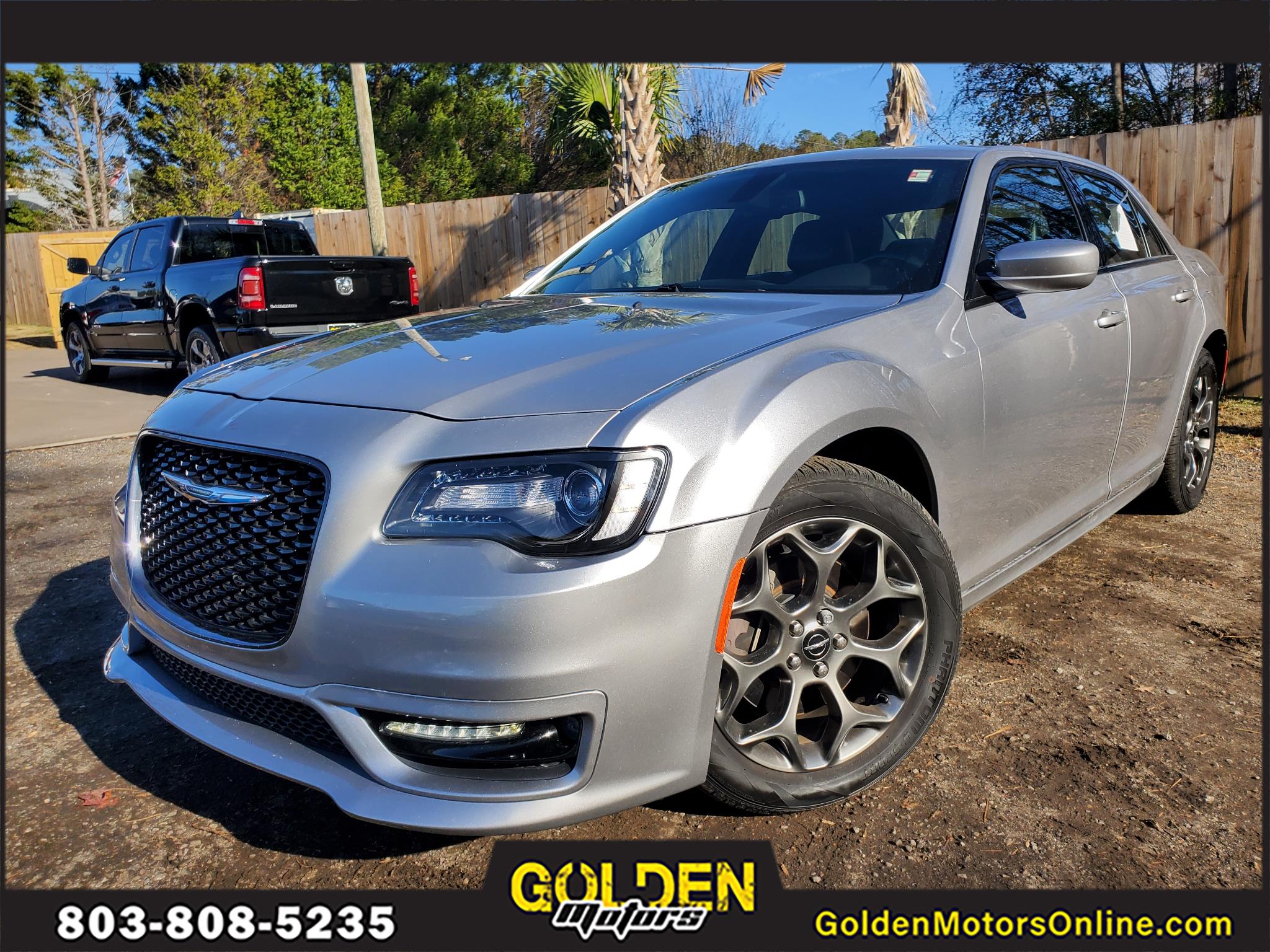 2017 Chrysler 300 S's photo