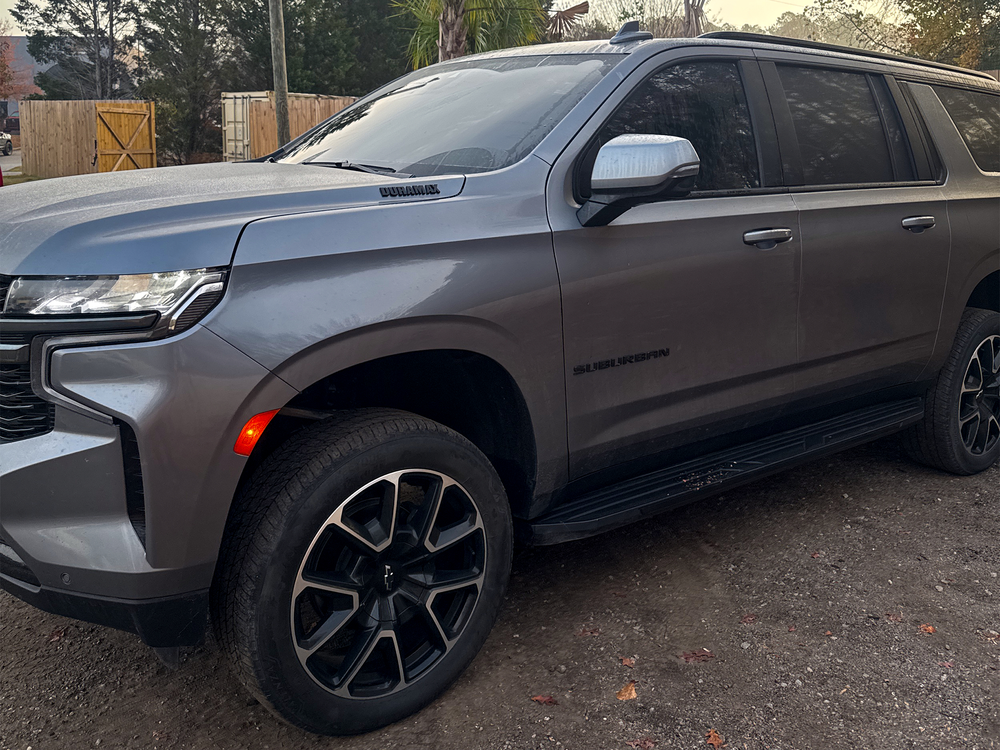 Chevrolet Suburban  2021