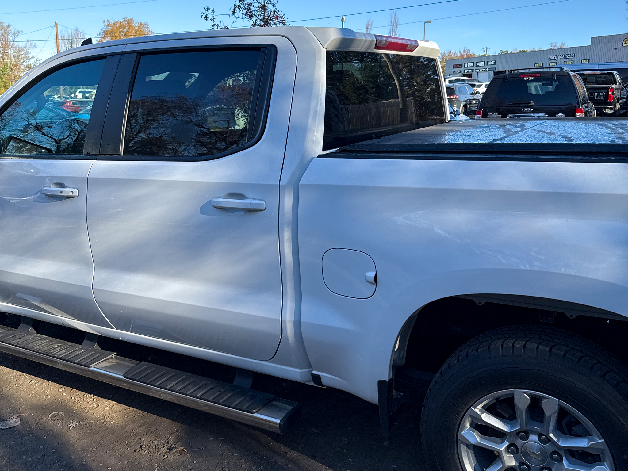 Chevrolet Silverado 1500 4WD Crew Cab 147" LT w/1LT 2023