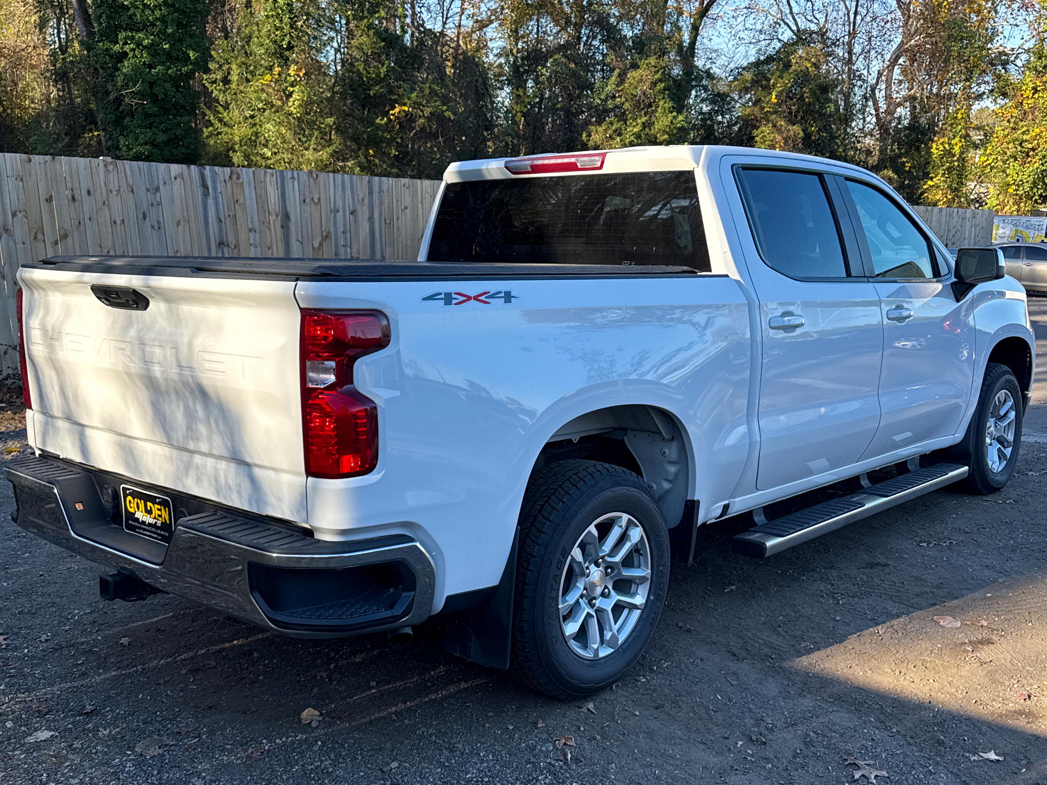 Chevrolet Silverado 1500 4WD Crew Cab 147" LT w/1LT 2023