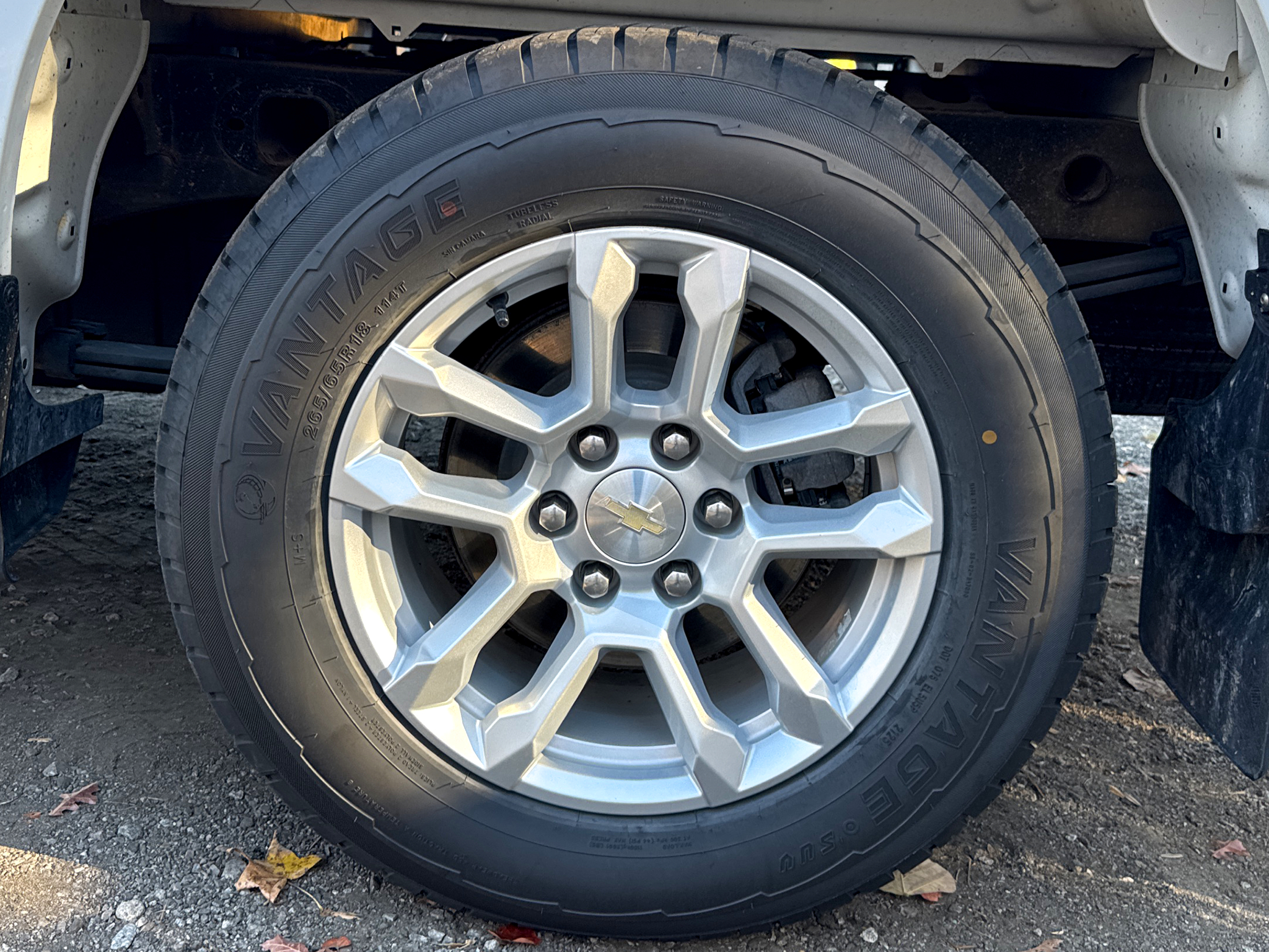 Chevrolet Silverado 1500 4WD Crew Cab 147" LT w/1LT 2023