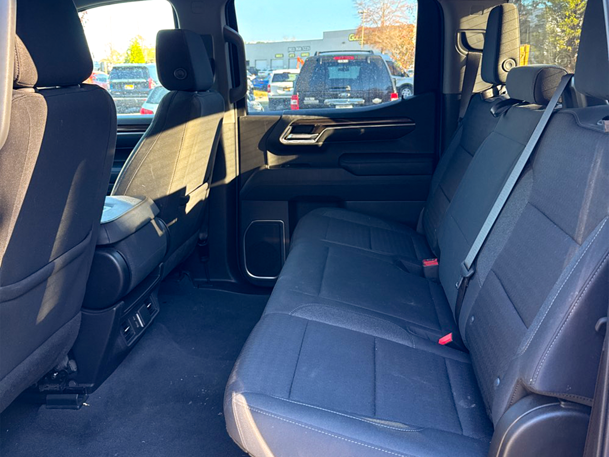 Chevrolet Silverado 1500 4WD Crew Cab 147" LT w/1LT 2023